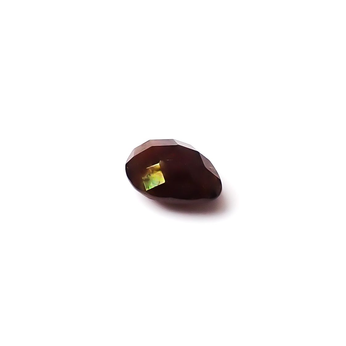 ◇リバーシブル・チェッカーカット◇レインボーガーネット 日本・奈良県産 1.42ct / 7.9x5.8mm前後 [260432084]