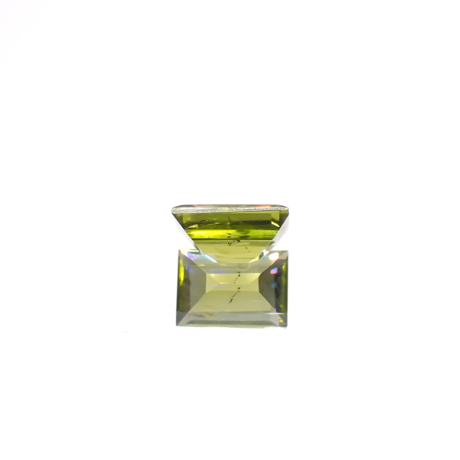 ブラックリリーパッドペリドット アメリカ・アリゾナ州産 0.77ct[231224606]6.3x4.4mm前後