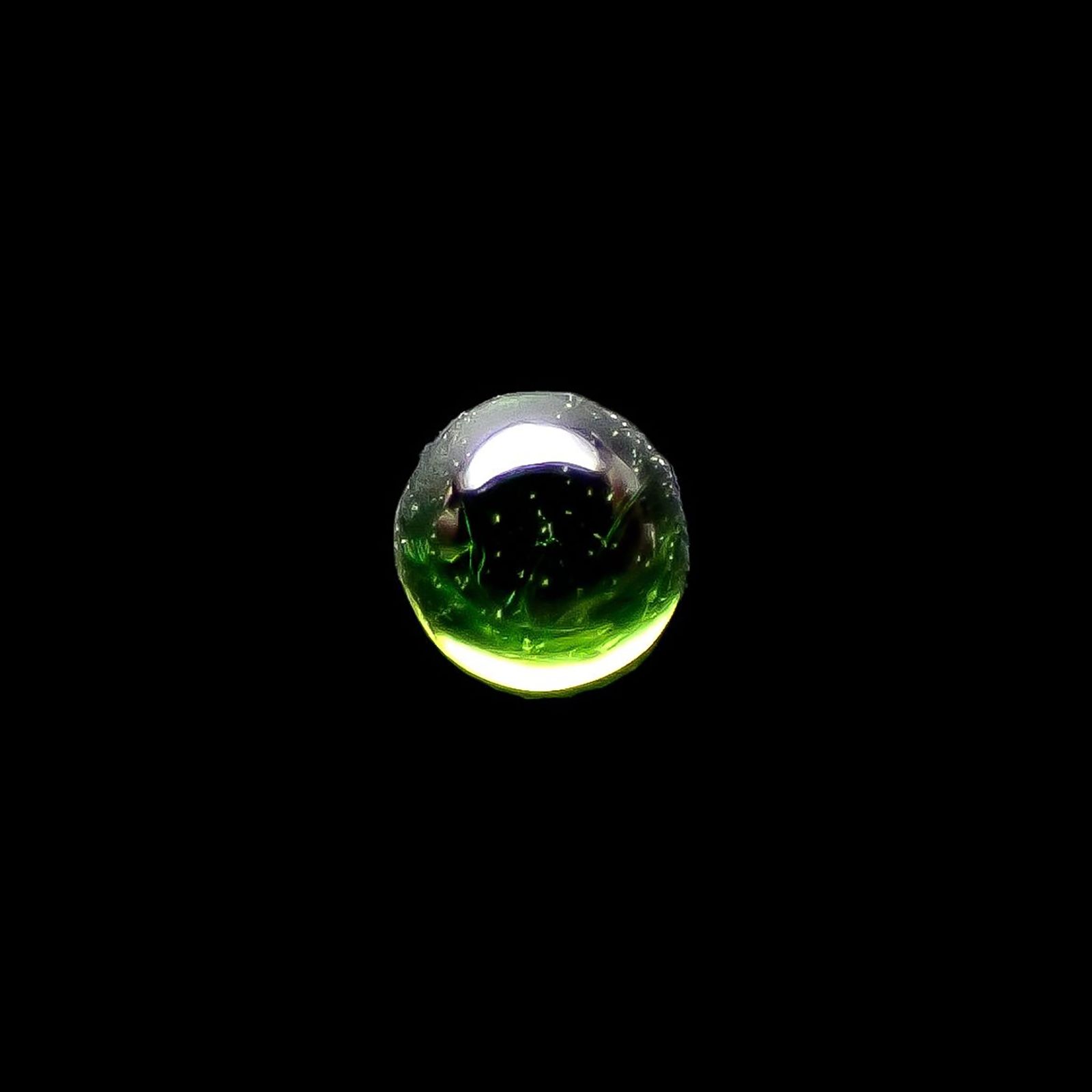 デマントイドガーネット ロシア産 0.064ct / 2.1x2.1mm前後 [240628255]