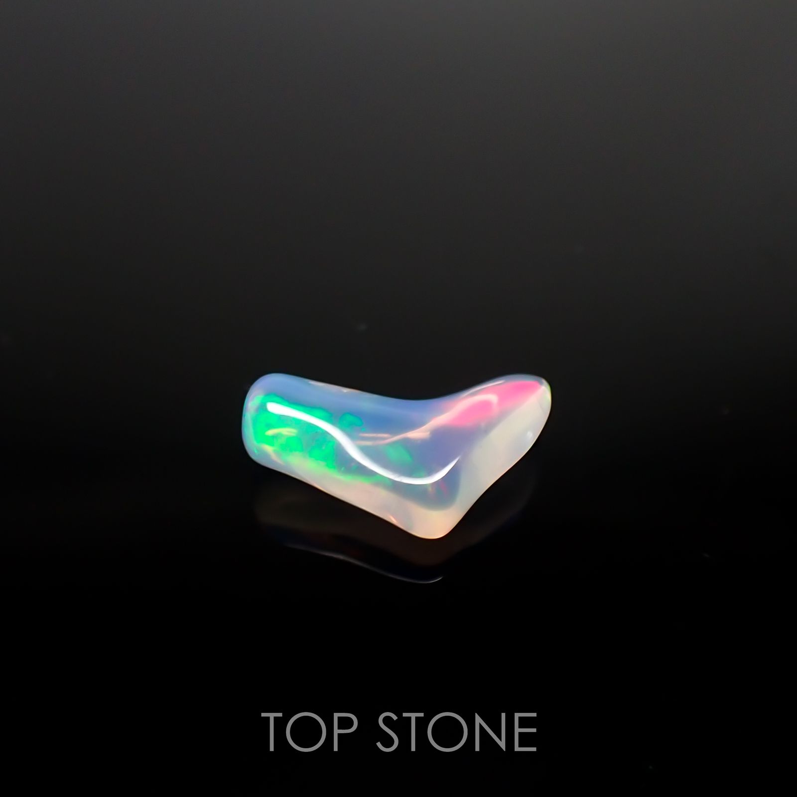 ◇バロック型◇エチオピアオパール(宝石名オパール) エチオピア産 1.53ct 識別済[210611398]12.7×7.5mm前後