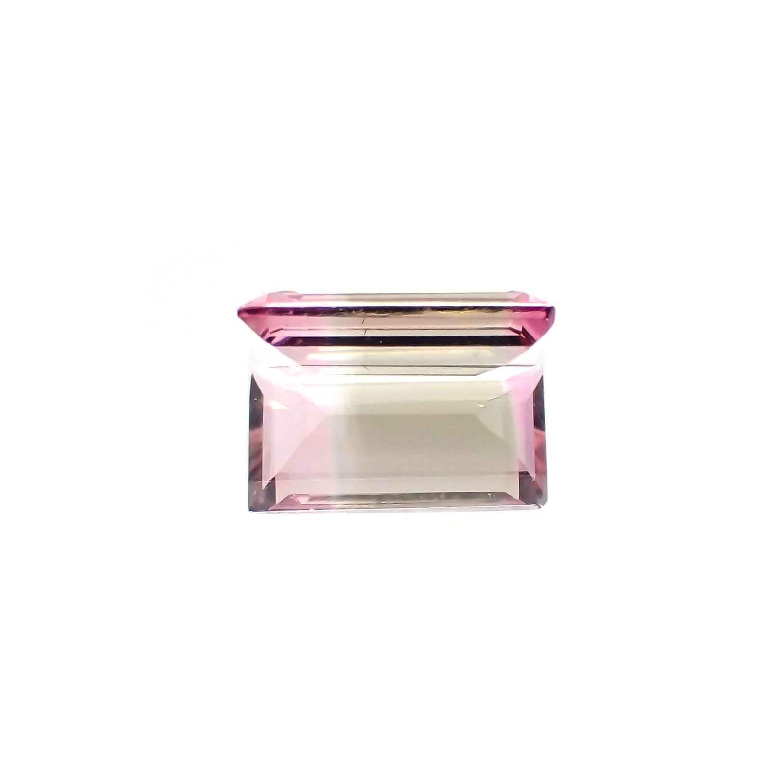 バイカラートルマリン(宝石名バイカラー・トルマリン)ブラジル産 0.70ct 識別済[231124212]8.1x4.3mm前後