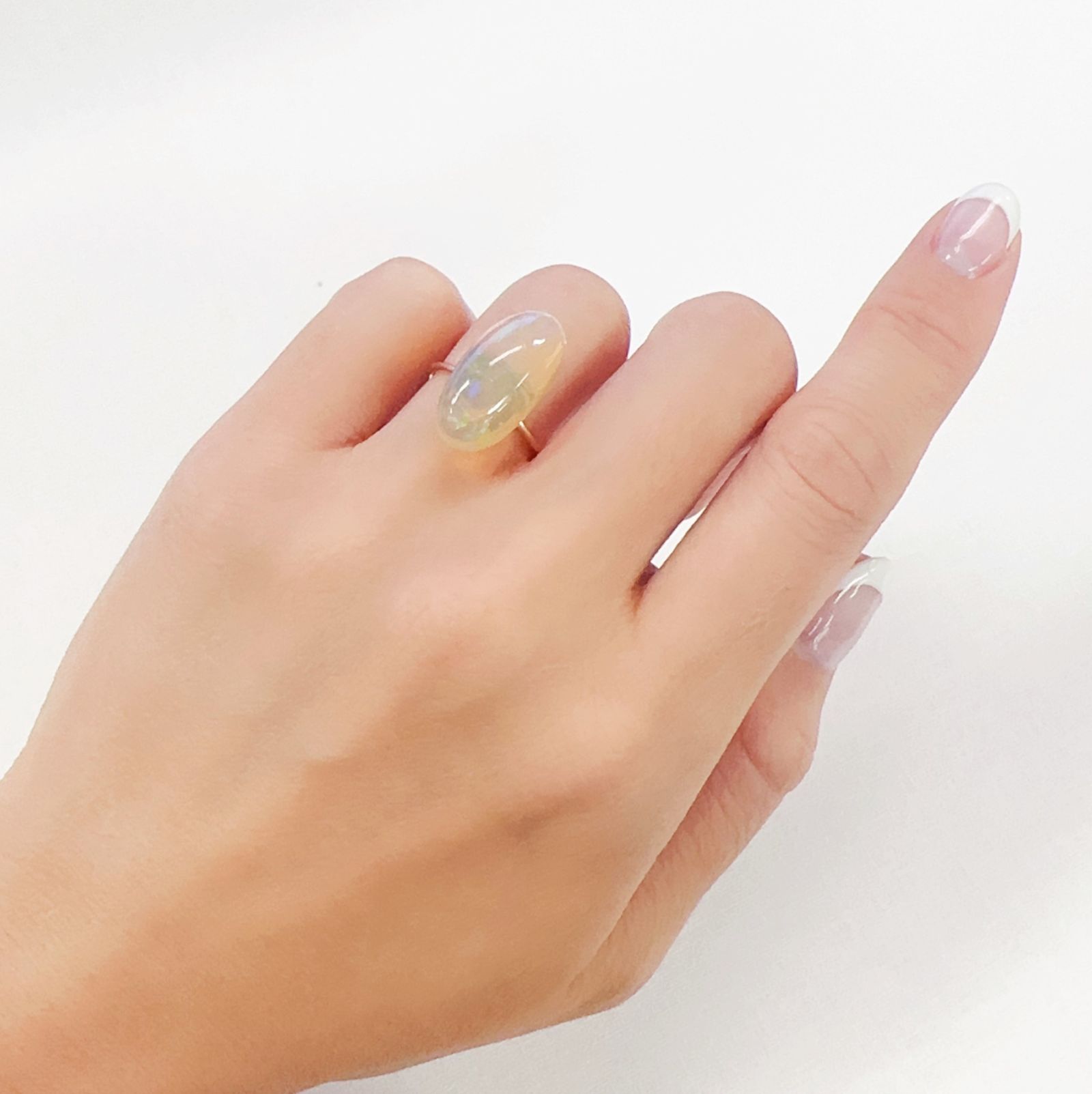 エチオピアオパール(宝石名オパール)エチオピア産 6.35ct 識別済[230722821]19.5x9.5mm前後