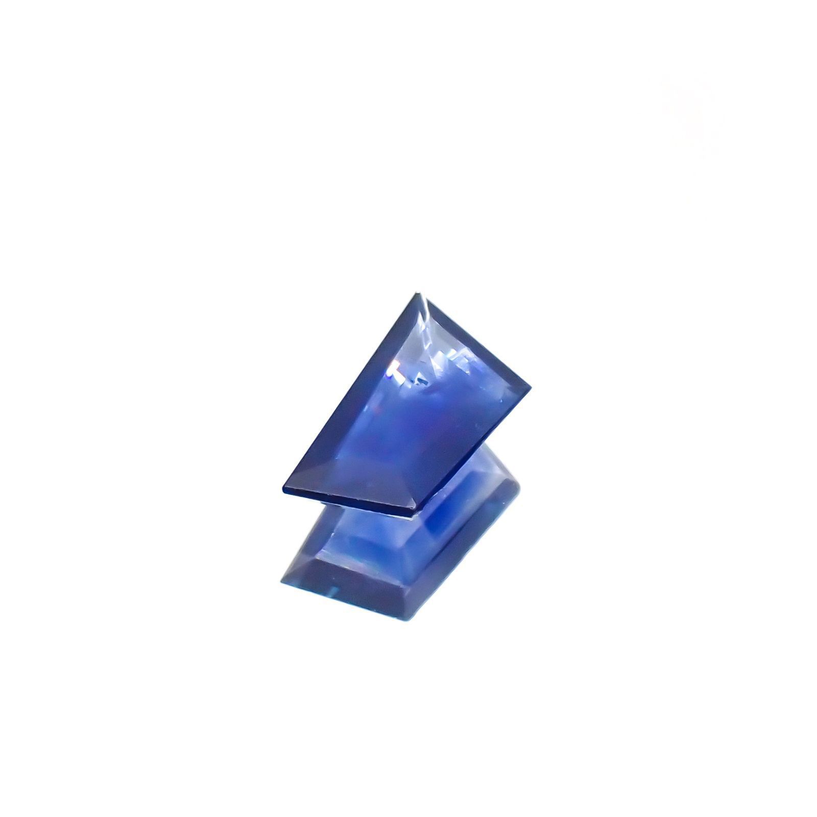 ◇カスタムカット◇サファイア(宝石名サファイア) マダガスカル産 0.98ct 識別済[210813191]9.3×5.4mm前後