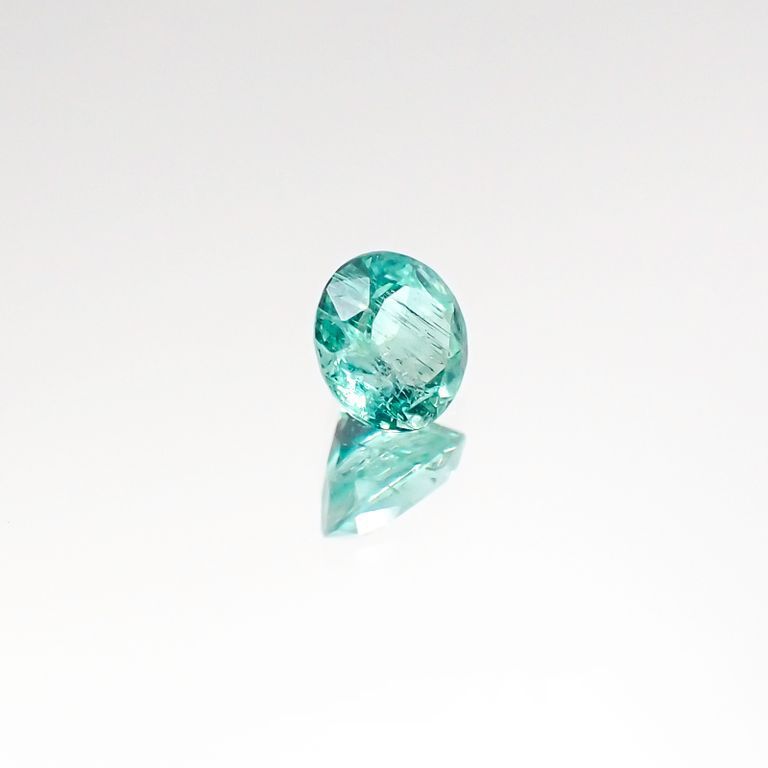 パライバトルマリン(宝石名トルマリン/別名パライバ・トルマリン) ブラジル産 0.288ct ソ付(宝貴協)[20106435]4.2×4.1mm前後