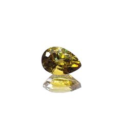 クリノゾイサイト(宝石名クリノゾイサイト)パキスタン産 0.36ct 識別済[250630595]5.4x3.7mm前後