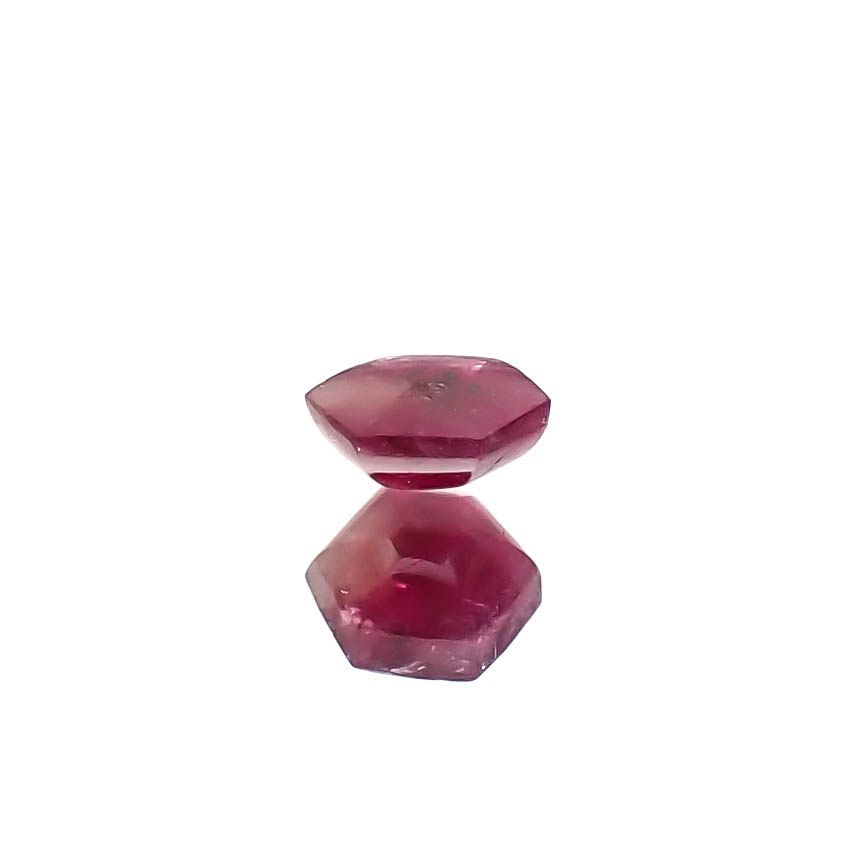 ◇バフカット◇レッドベリル/ピンクベリル アメリカ・ユタ州産 0.28ct[240326678]4.6x4.4mm前後
