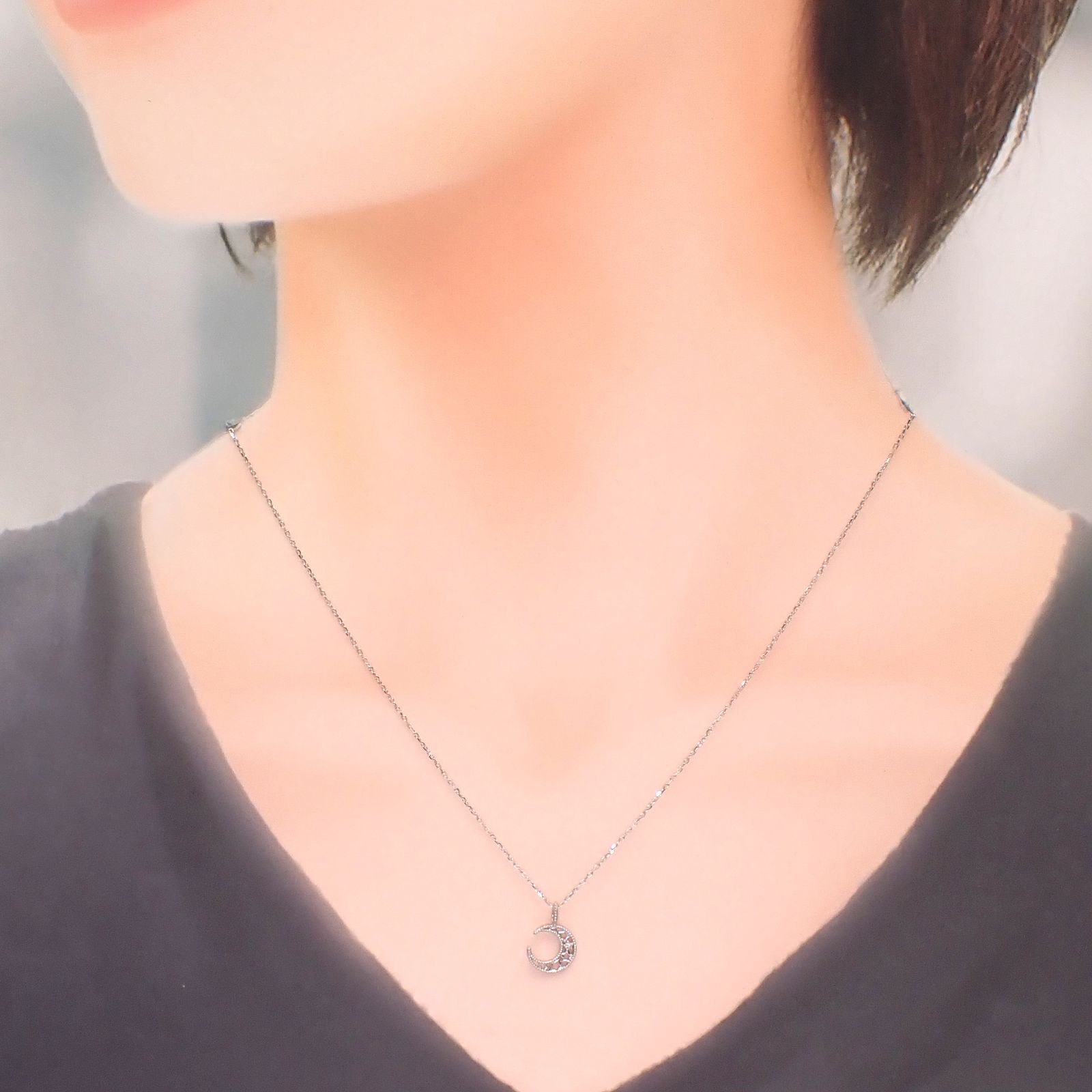 ◇K18WG Beata（ビィータ）◇ムーン [ラッキーチャーム/ペンダントトップ※チェーン別売り]