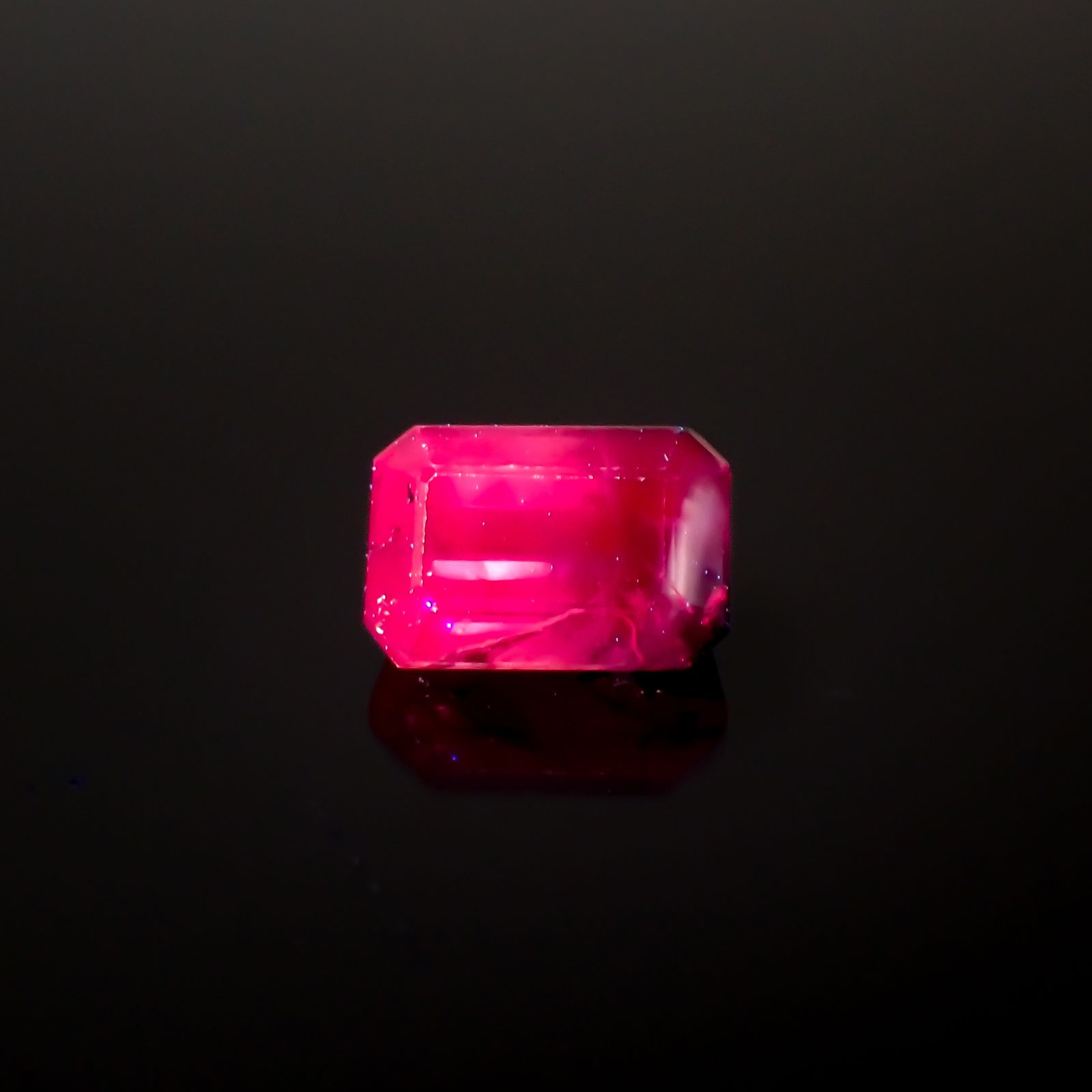 ウィンザーサファイア タンザニア・ウィンザー産 1.32ct[231224670]6.5x4.4mm前後