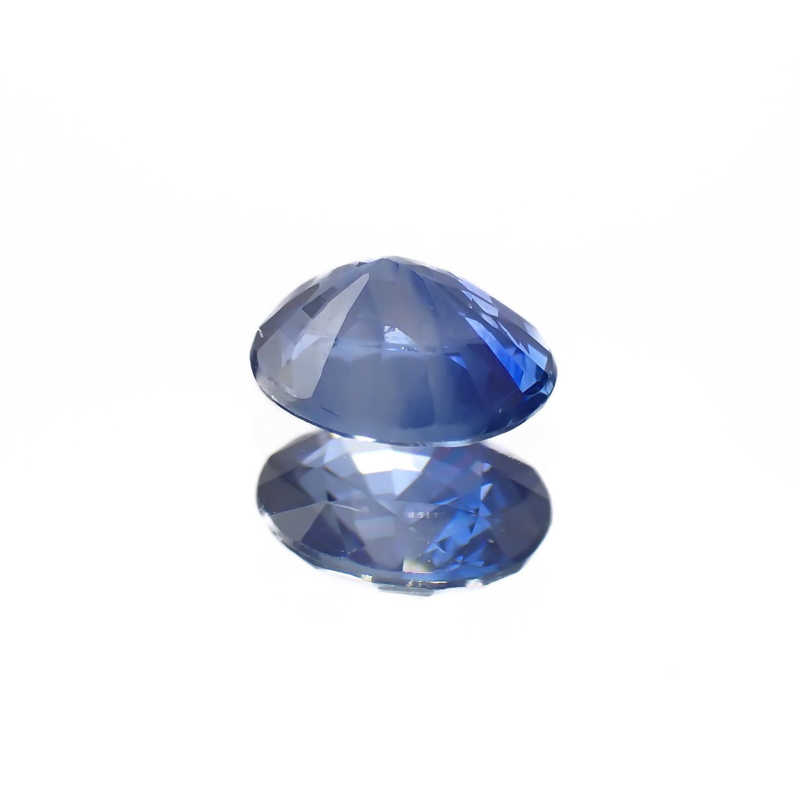 サファイア(宝石名サファイア)スリランカ/マダガスカル産 0.75ct 識別済[220917644]6x4.9mm前後