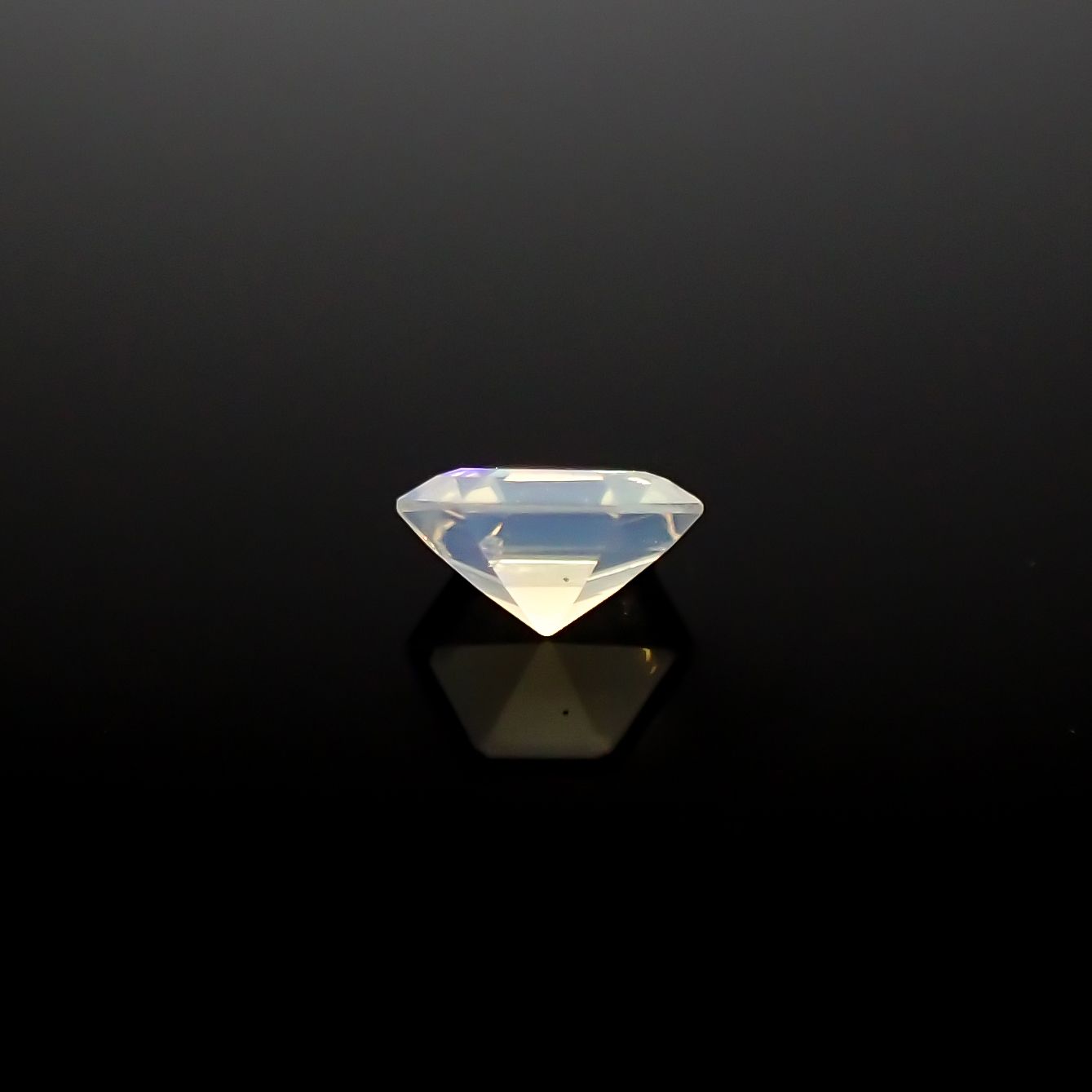 ◇ヘキサゴンカット◇エチオピアオパール エチオピア産 0.085ct[240226207]3.4x3.2mm前後
