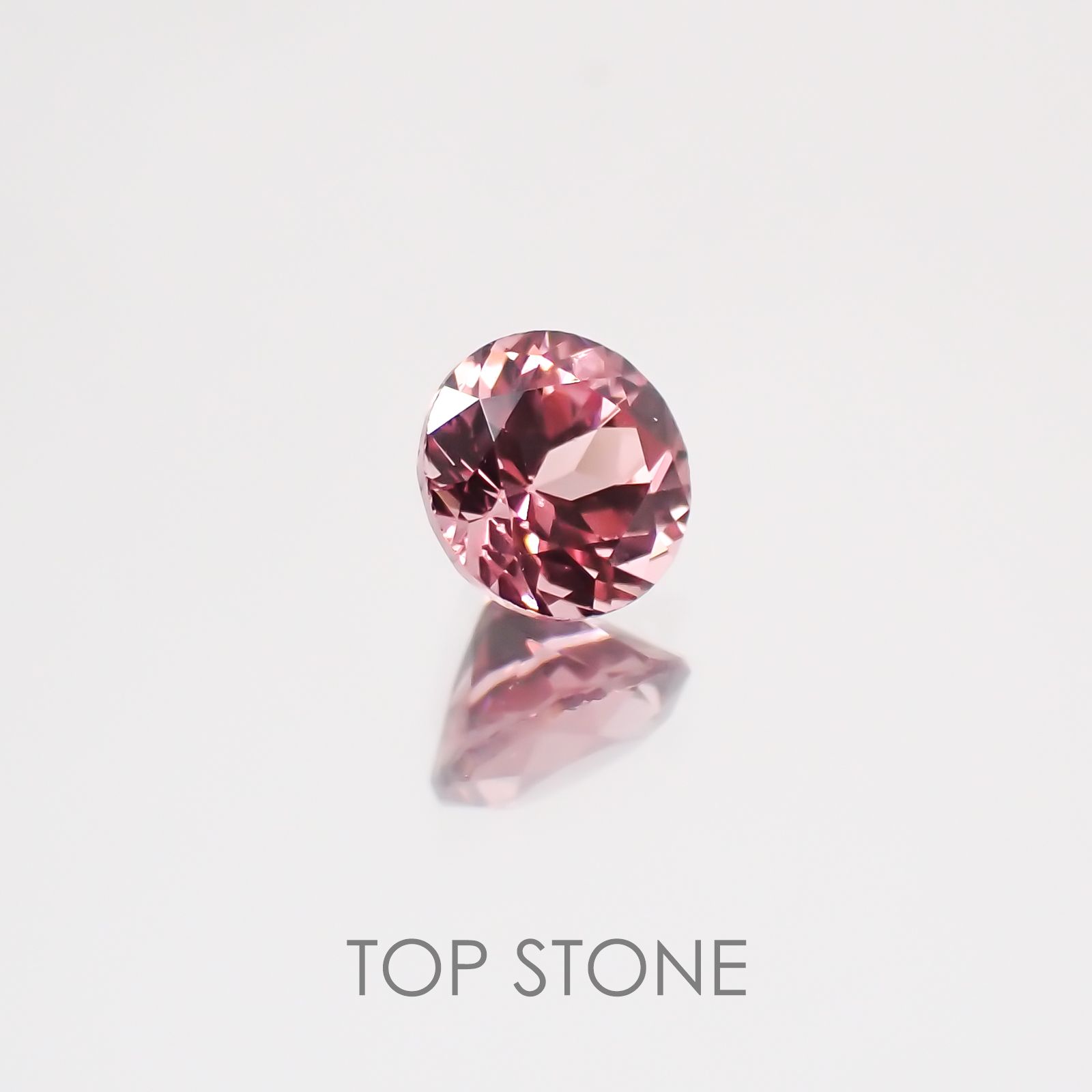 マラヤガーネット タンザニア産 ルース 0.23ct[21059380]3.6×3.6mm前後