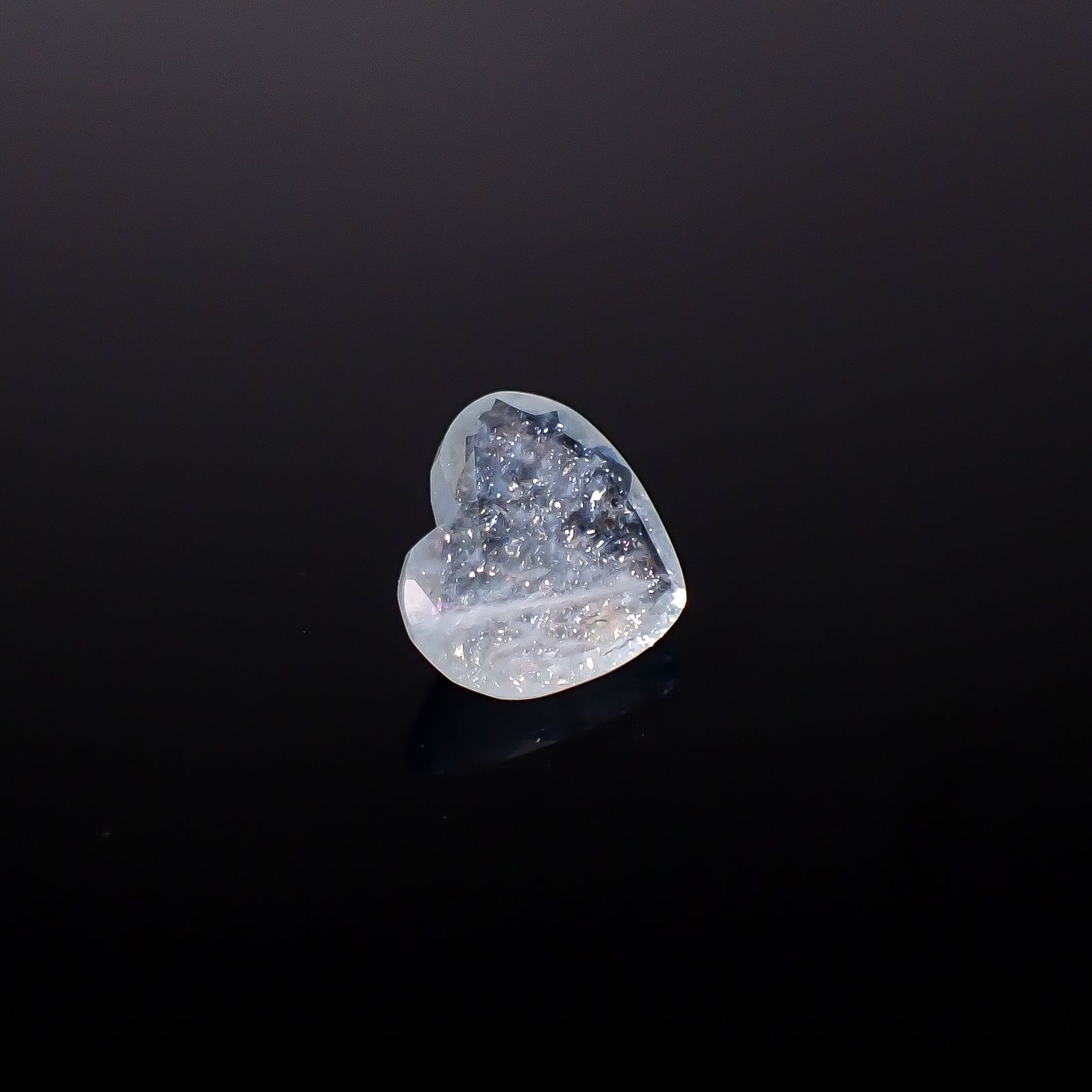 イリデッセンスアクアマリン ブラジル産 2.10ct / 8.6x10.1mm前後 [250730849]