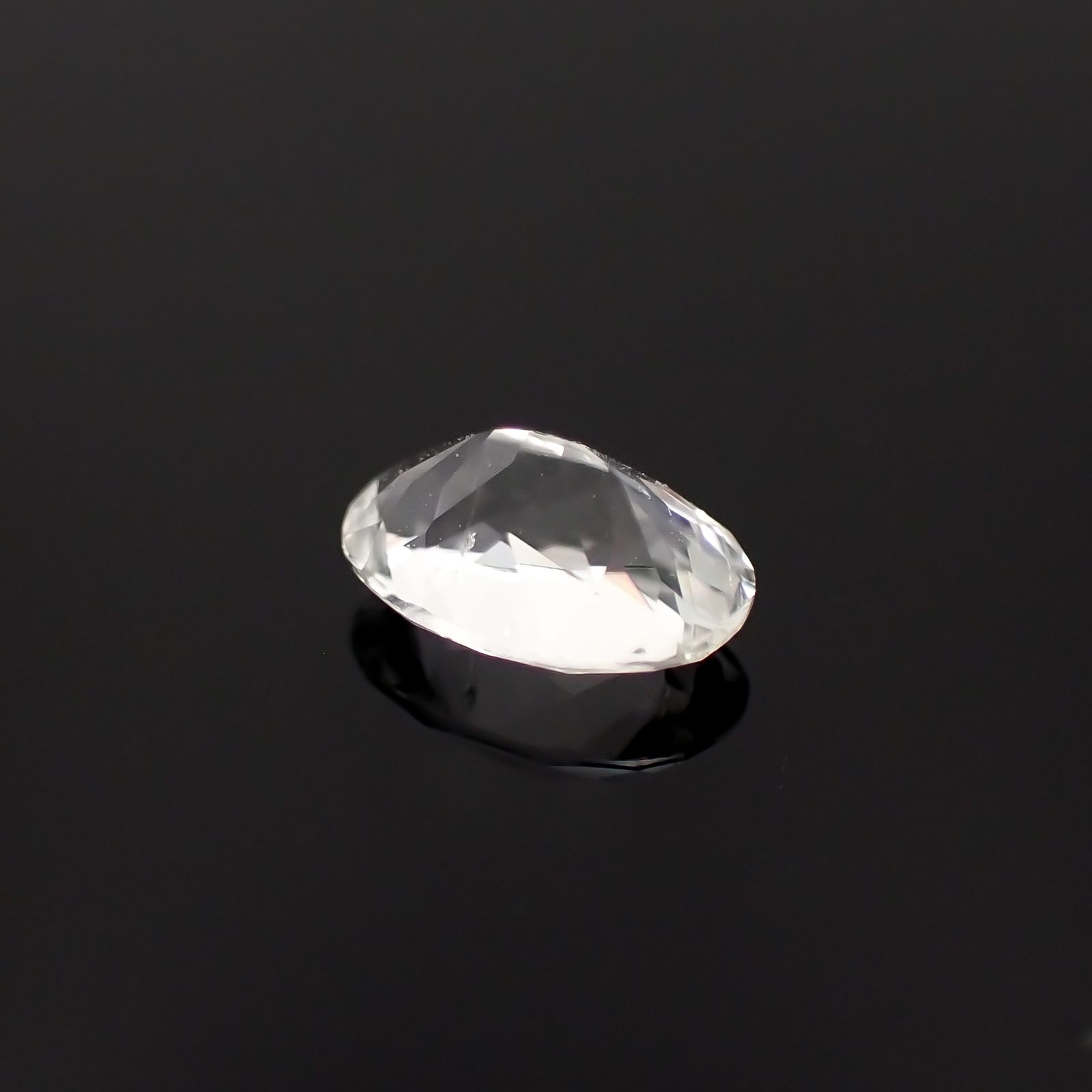 ダトーライト(宝石名ダトーライト)ロシア/アメリカ産 0.605ct ソ付(日独)[230722996]6.68x4.45mm前後