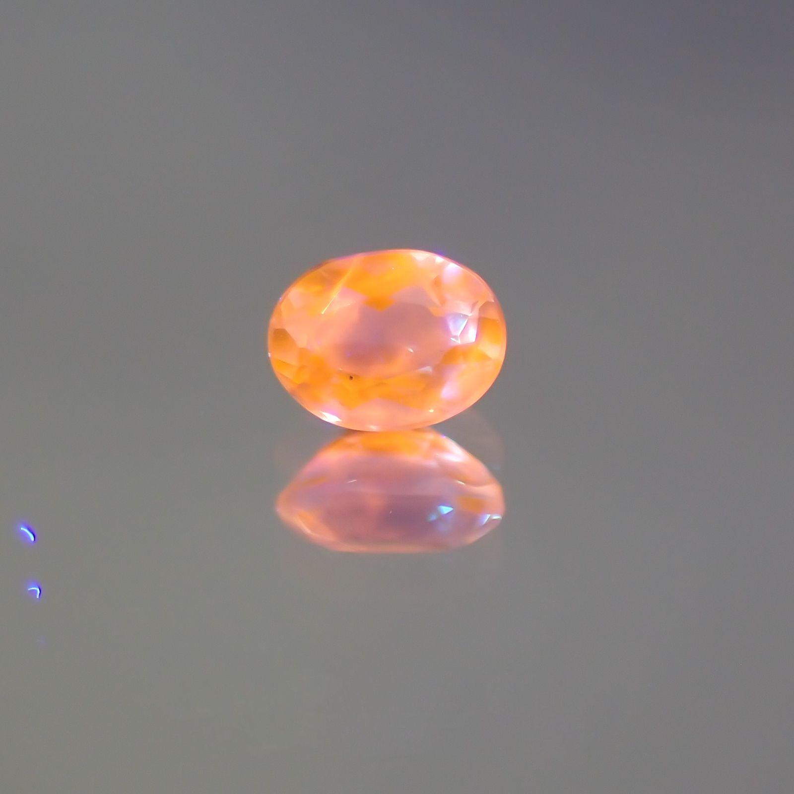 アウイナイト ドイツ産 ルース 0.14ct[21019336]3.8×2.9mm前後