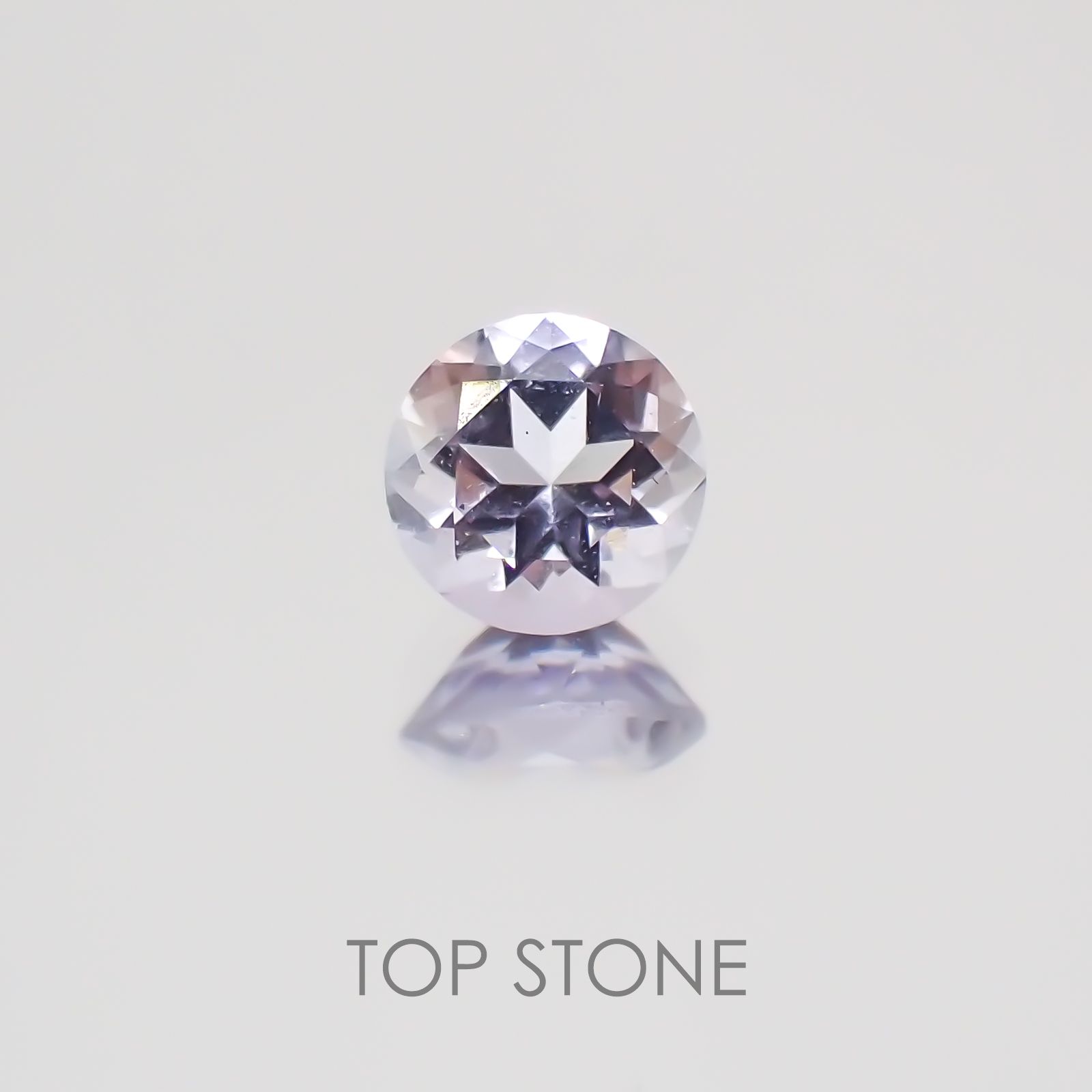 パープルスキャポライト(マリアライト) スリランカ産 ルース 0.21ct[21019561]4.2×4.2mm前後