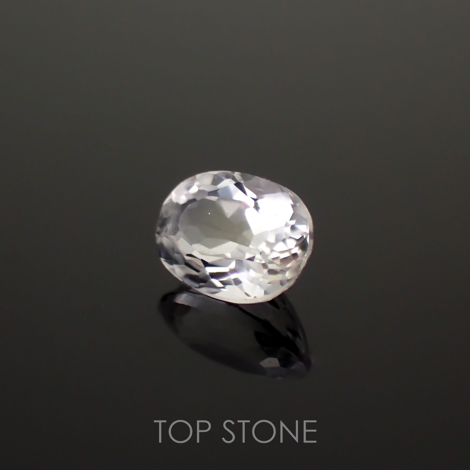 フェナカイト(宝石名フェナカイト)マダガスカル産 0.32ct 識別済[221018416]4.9x3.5mm前後