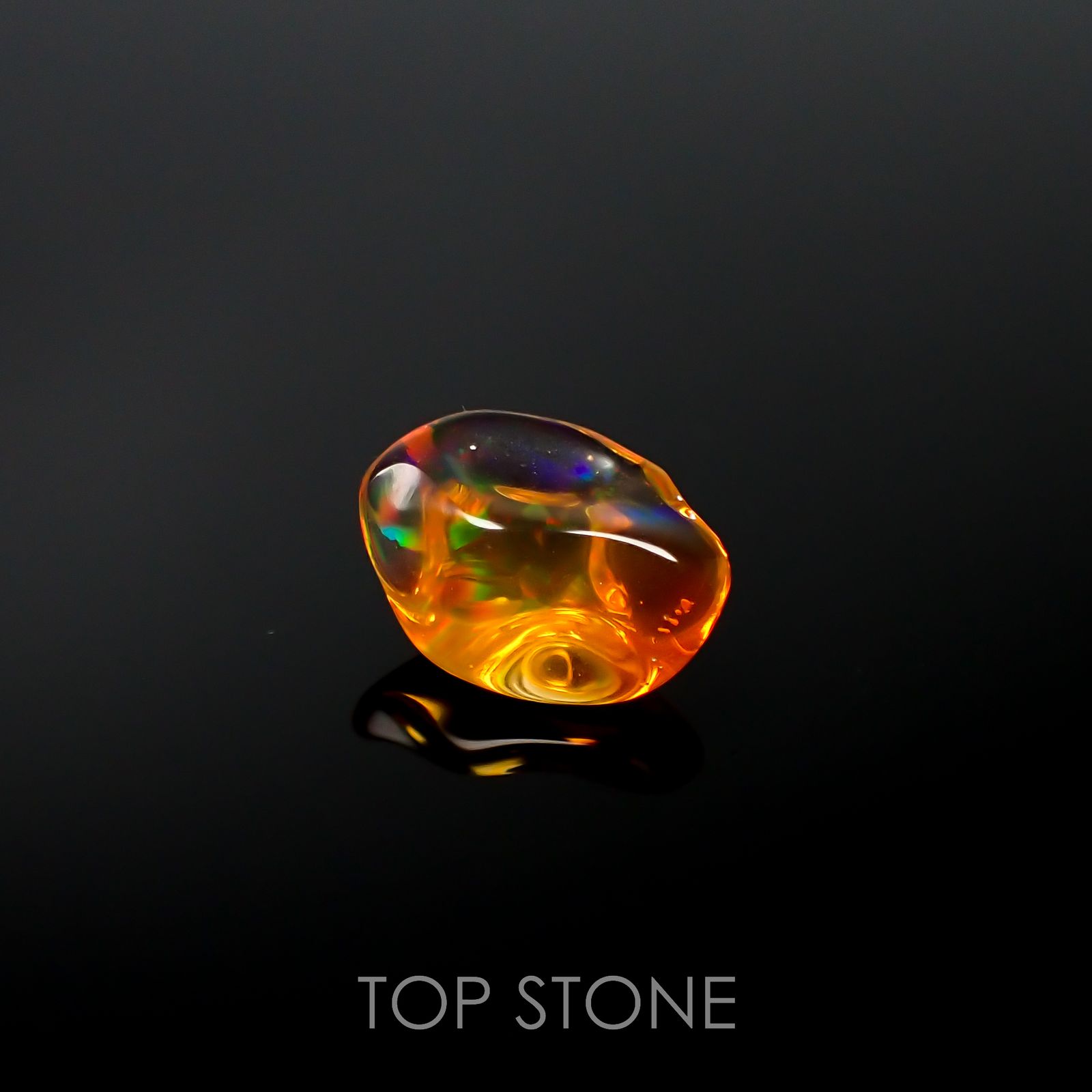 ファイヤーオパール 原石 メキシコ産 1.49ct[220616367]10.4x8.1mm前後