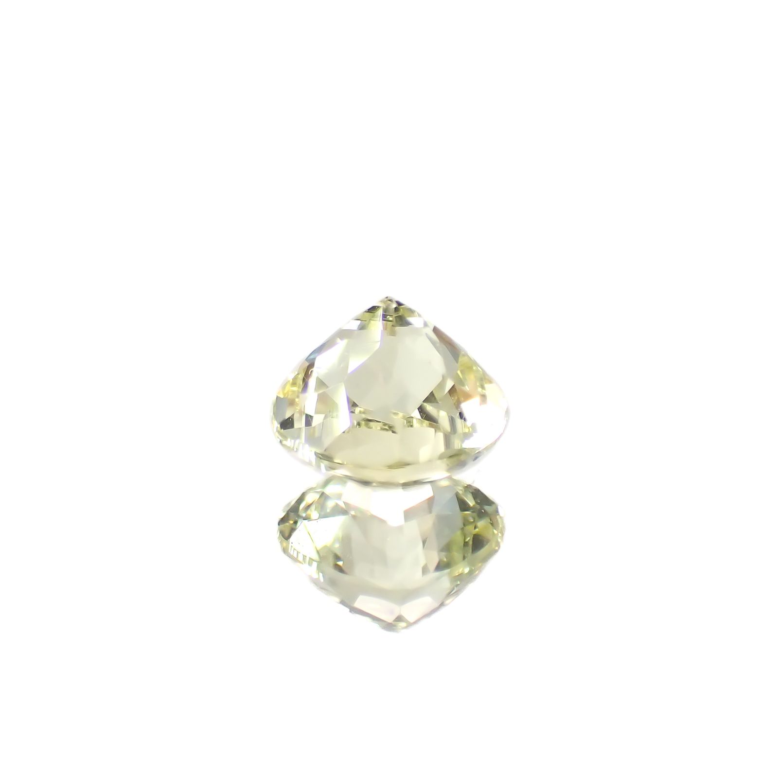 イエローアパタイト メキシコ産 0.94ct [241129467]5.4x5.4mm前後
