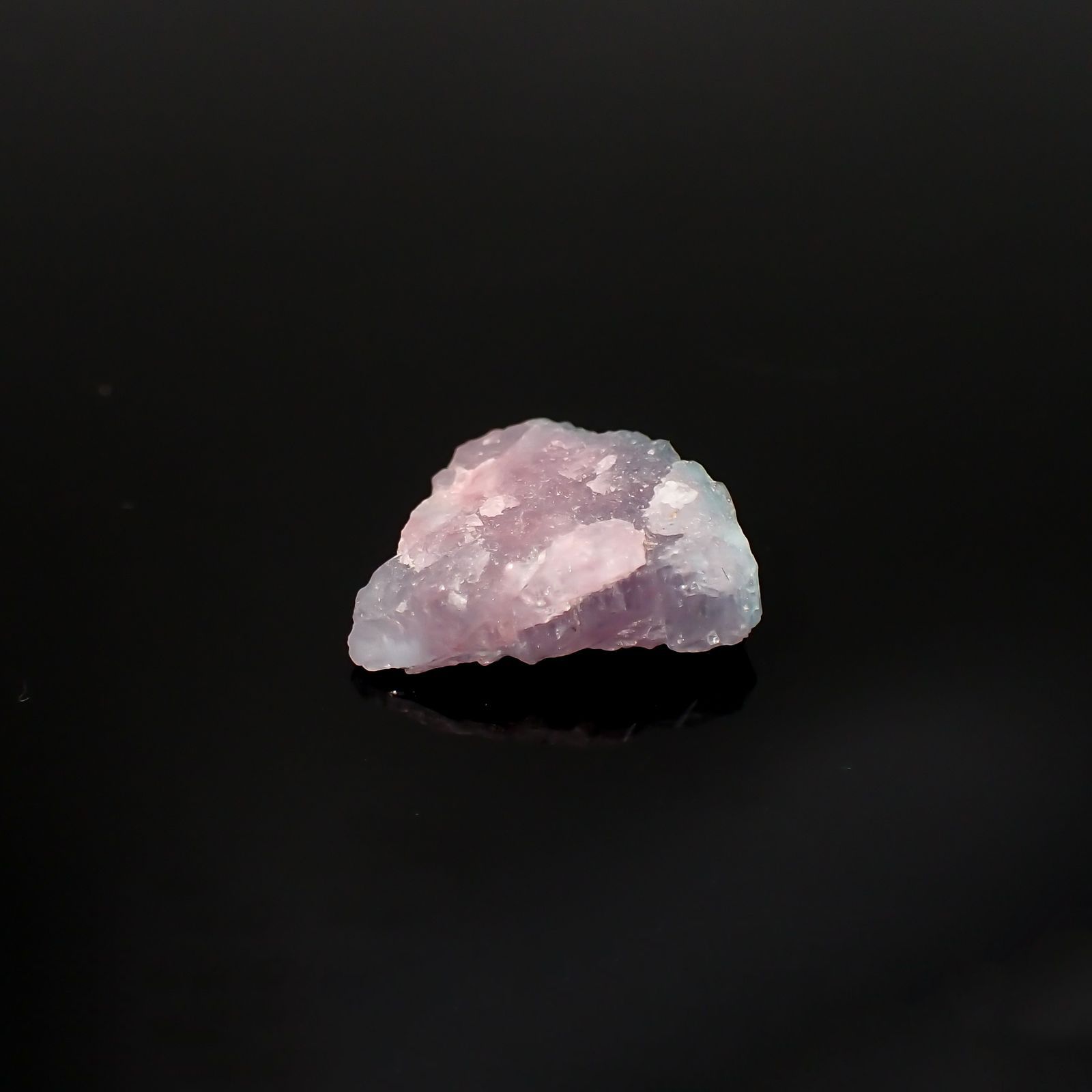 バイカラーパライバトルマリン 原石 ブラジル産 5.79ct[220516013]14.6x14.5mm前後