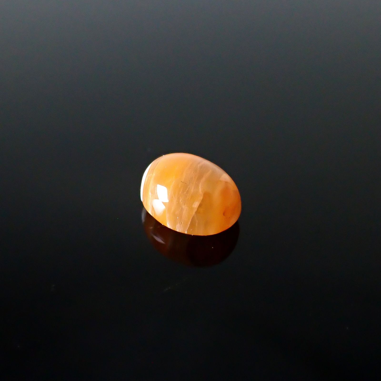 北海道オパール 北海道河東郡鹿追町然別産 1.82ct [250530405]8.8x7.2mm前後