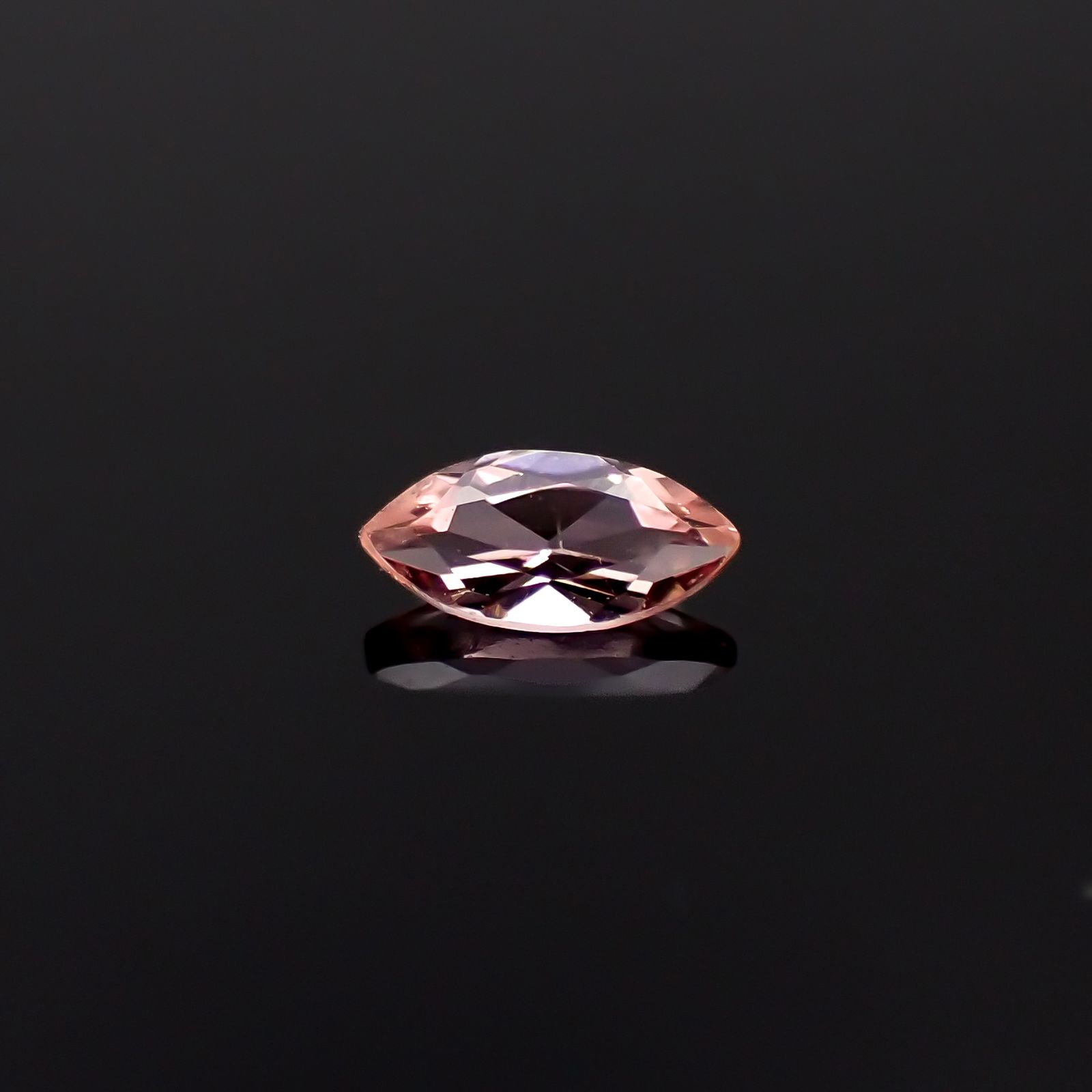 インペリアルトパーズ ブラジル産 0.14ct[231224869]5x2.4mm前後