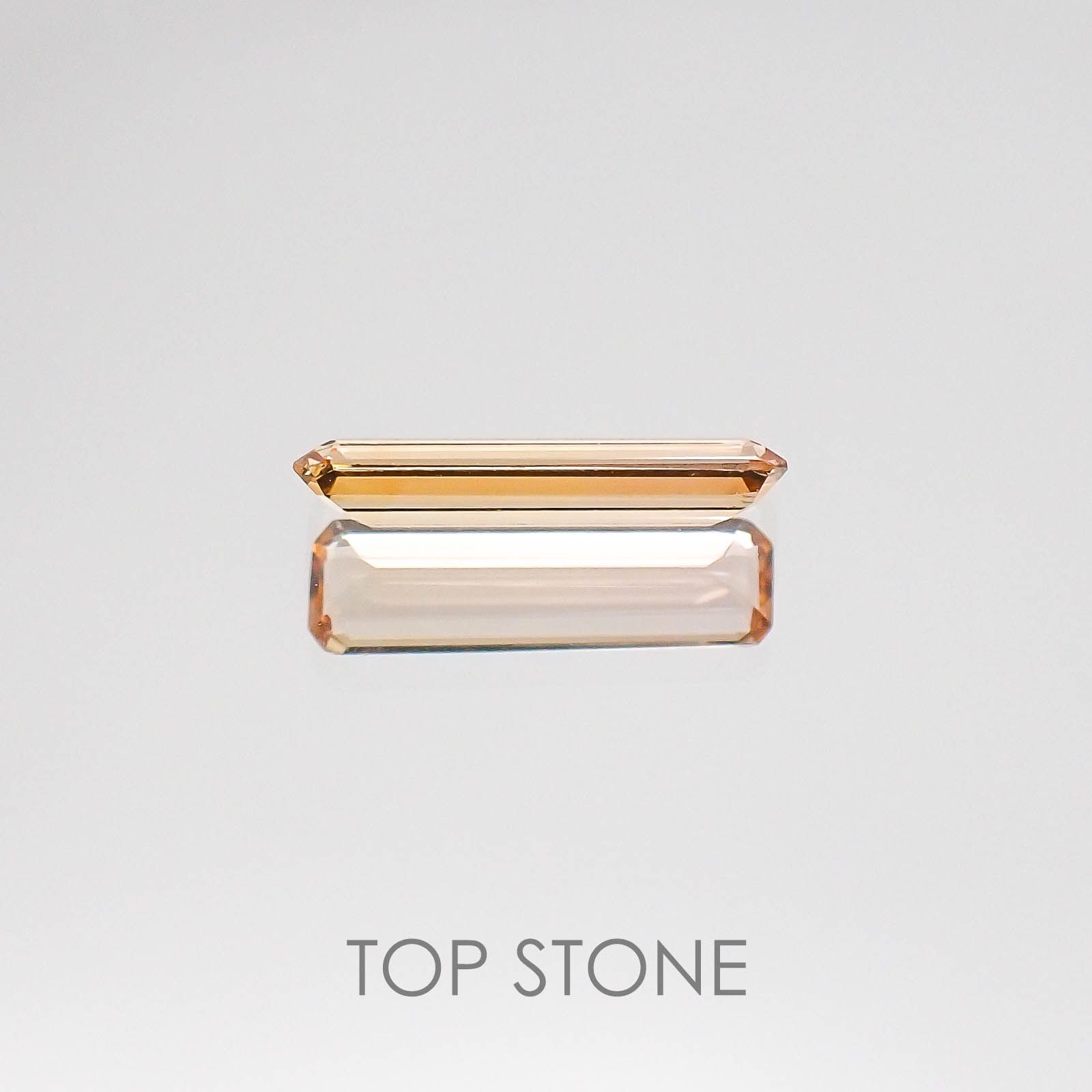 インペリアルトパーズ ブラジル産 ルース 0.6ct[20084387]10.5×3mm前後