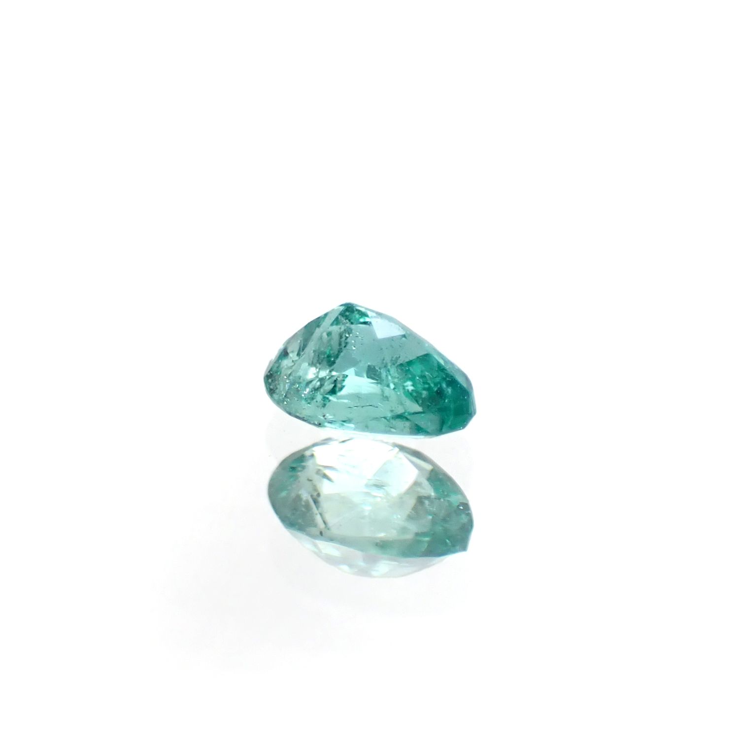 ブルーエメラルド(ブルーグリーンベリル) ザンビア産 0.28ct [250430288]4.9x3.7mm前後