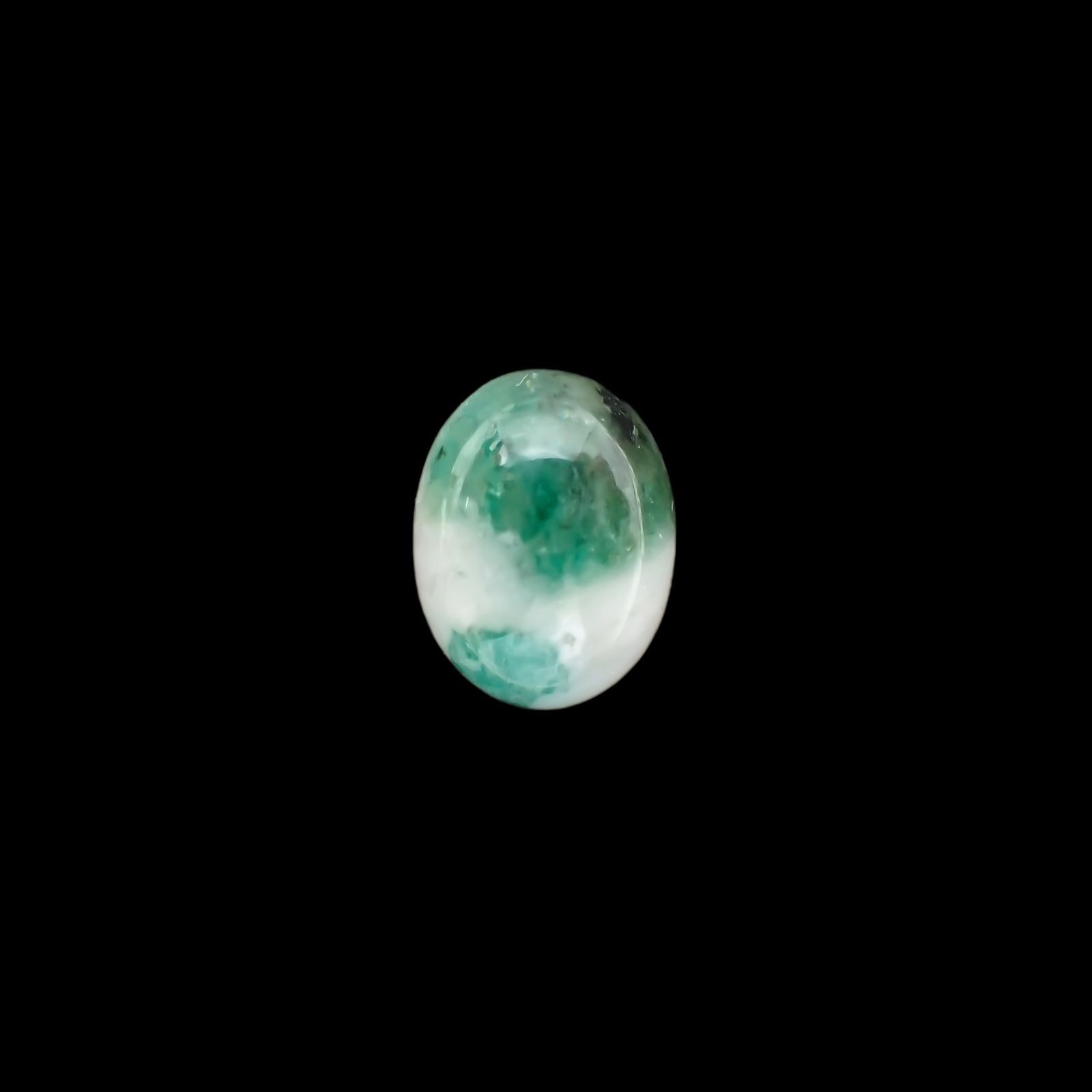 マトリックスエメラルド(エメラルドインクォーツ/フェルドスパー) ブラジル産 5.54ct[210812265]13.1×10.1mm前後
