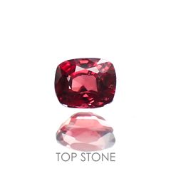 レッドスピネル(宝石名スピネル)ビルマ/マダガスカル産 0.61ct 識別済[220817542]5.1x4.2mm前後