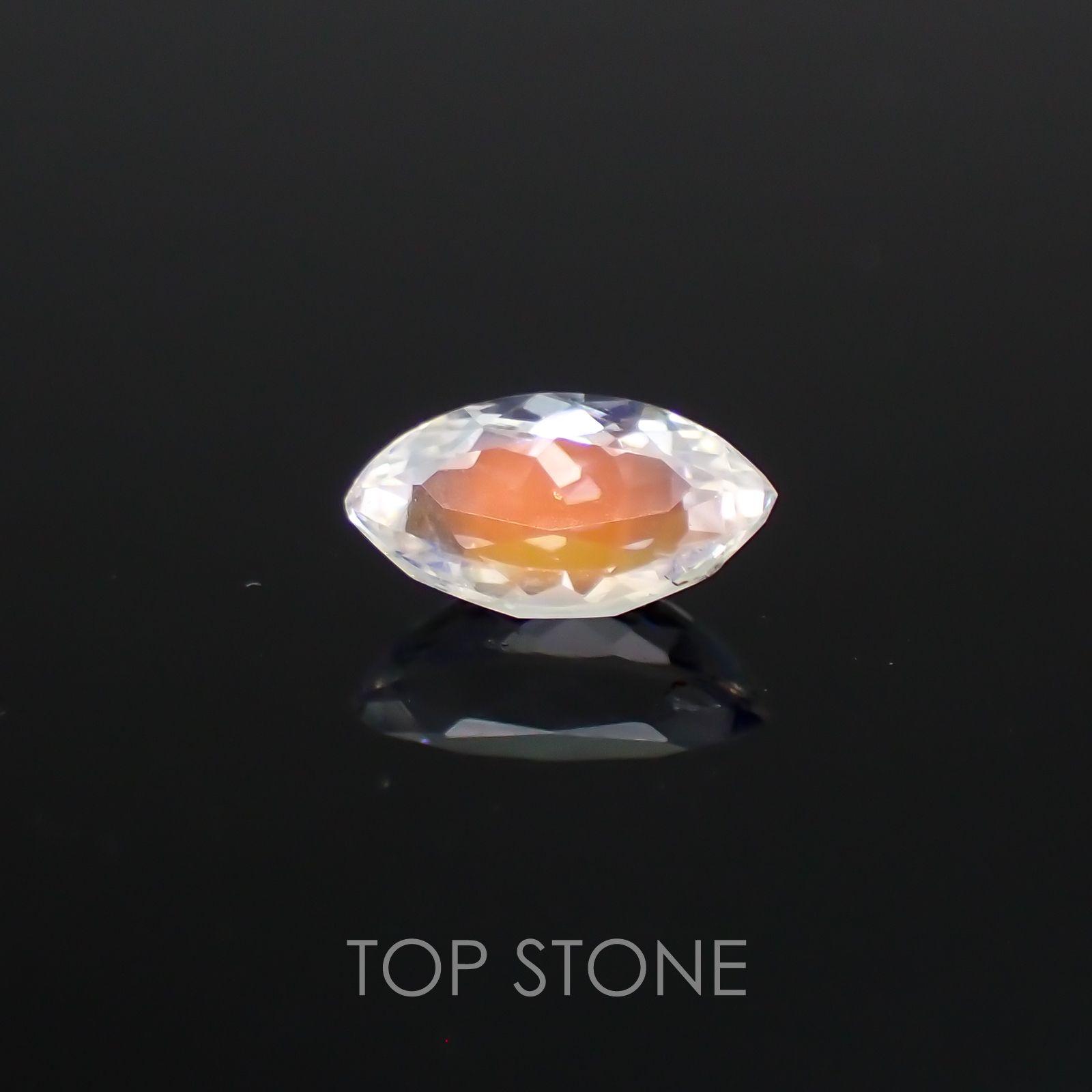 レインボームーンストーン(アンデシンラブラドライト) マダガスカル産 ルース 0.27ct[210310124]5.9×3.2mm前後