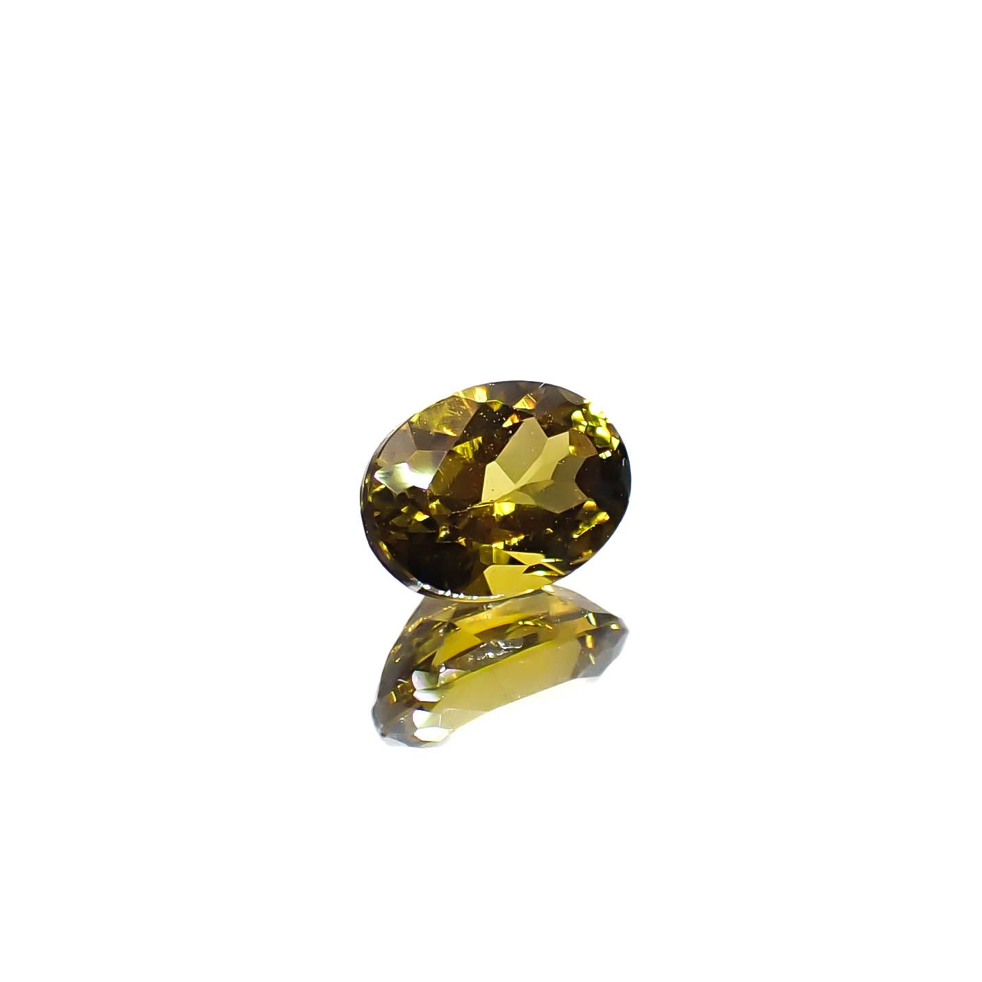 クリノゾイサイト(宝石名クリノゾイサイト)パキスタン産 0.63ct 識別済[250630592]6x4.3mm前後