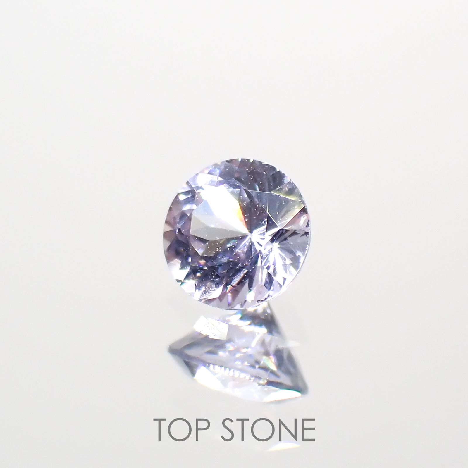 バイオレットスピネル(宝石名スピネル)ビルマ/マダガスカル産 0.25ct 識別済[220114557]3.7x3.7mm前後