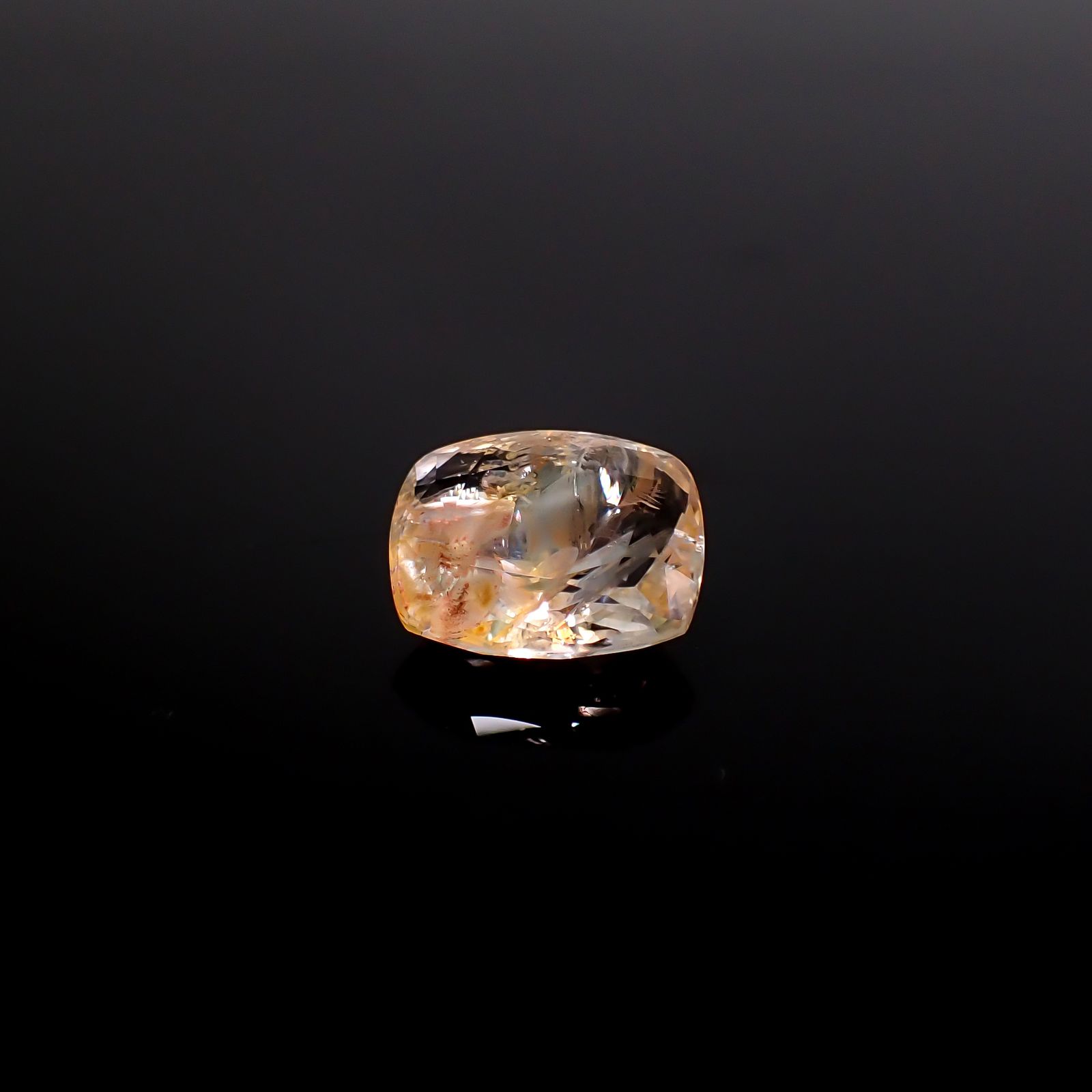 オーロラクォーツ ブラジル産 4.57ct / 12.1x9.8mm前後 [260331892]