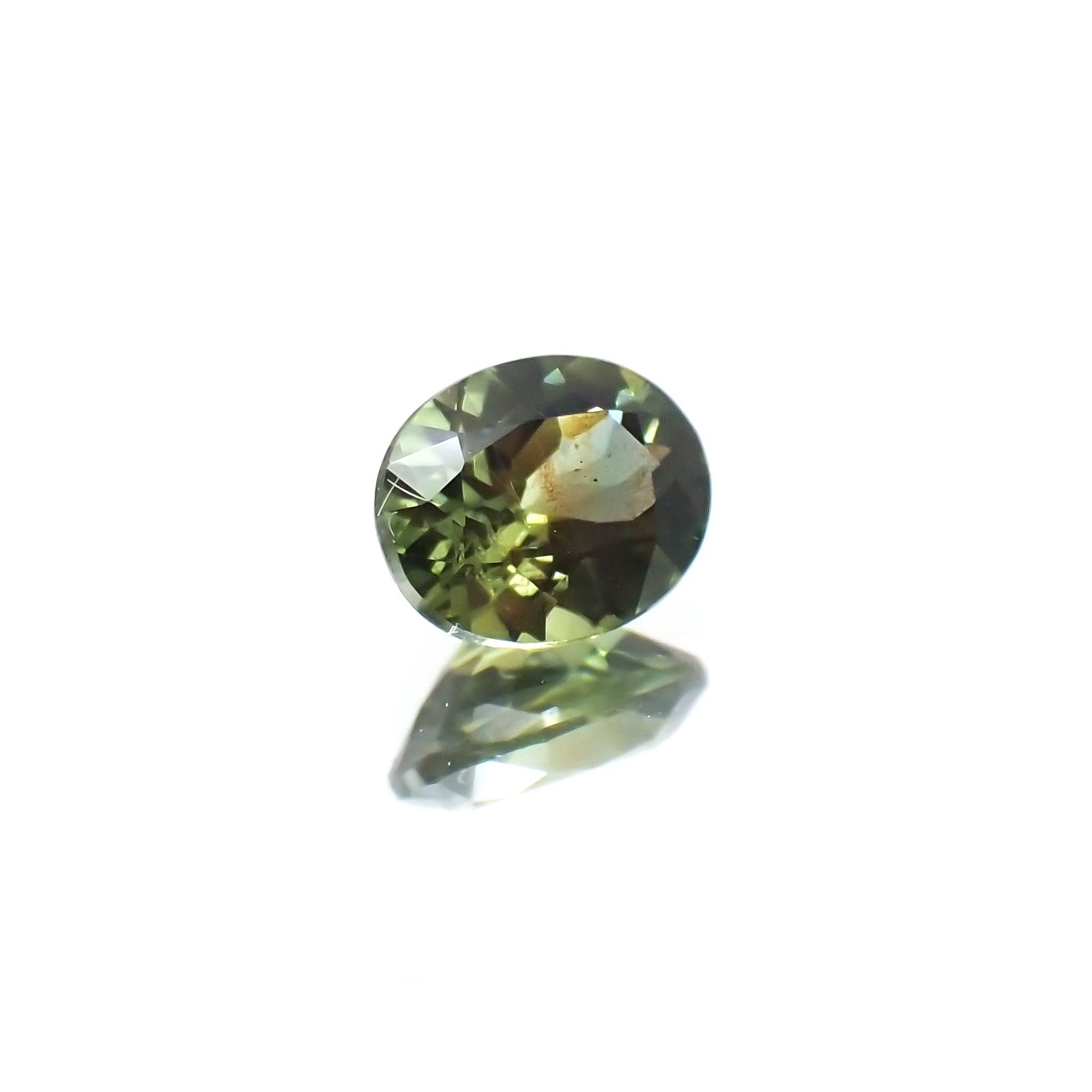 ゴールドシーンサファイア(宝石名シーン・サファイア) ケニア産 0.49ct 識別済[25129295]5.1×4.1mm前後