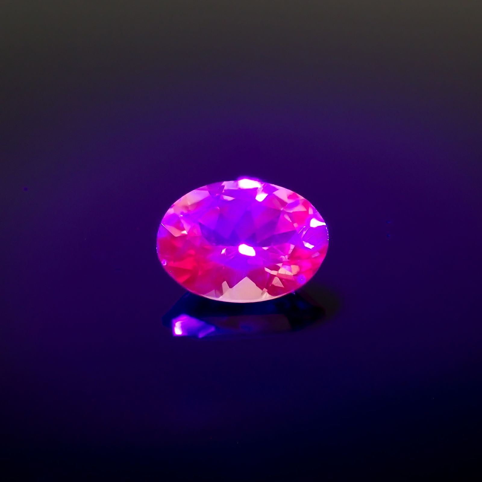 ドラゴンガーネット タンザニア産 0.89ct[231023694]7x5mm前後