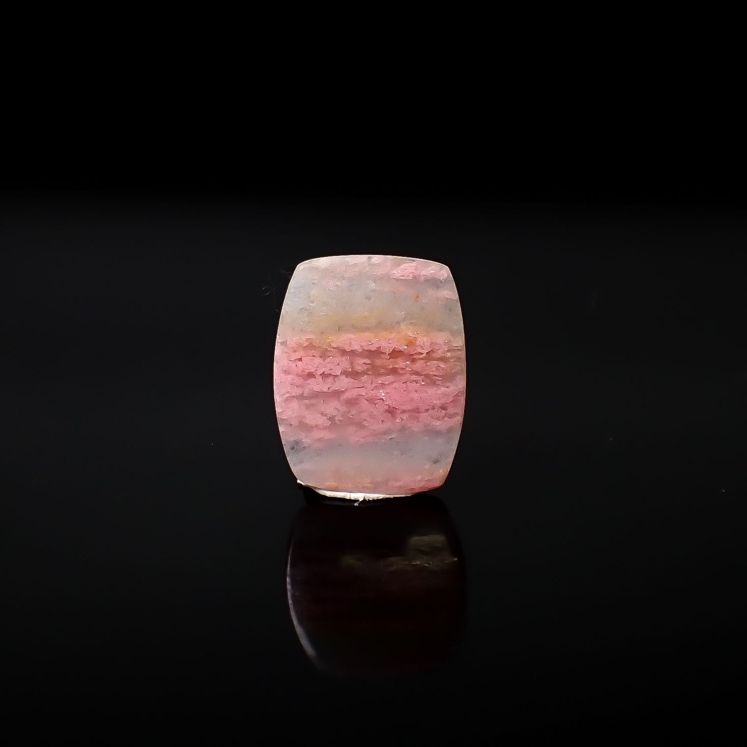 ピンクパッションクォーツ イタリア産 6.17ct [250730634]18.3x14.4mm前後