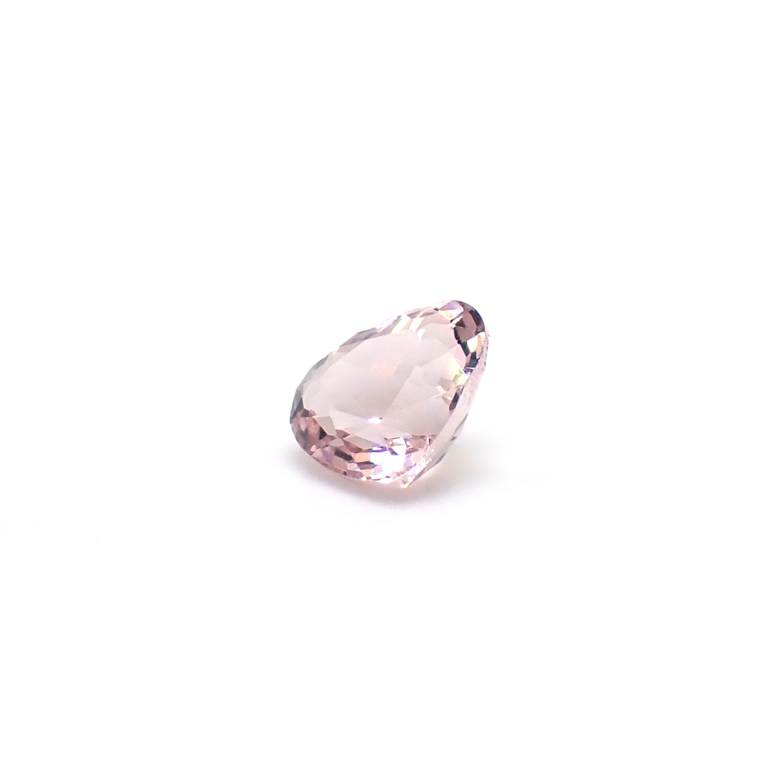 モルガナイト ブラジル産 0.61ct / 5.4x6.1mm前後 [260632306]