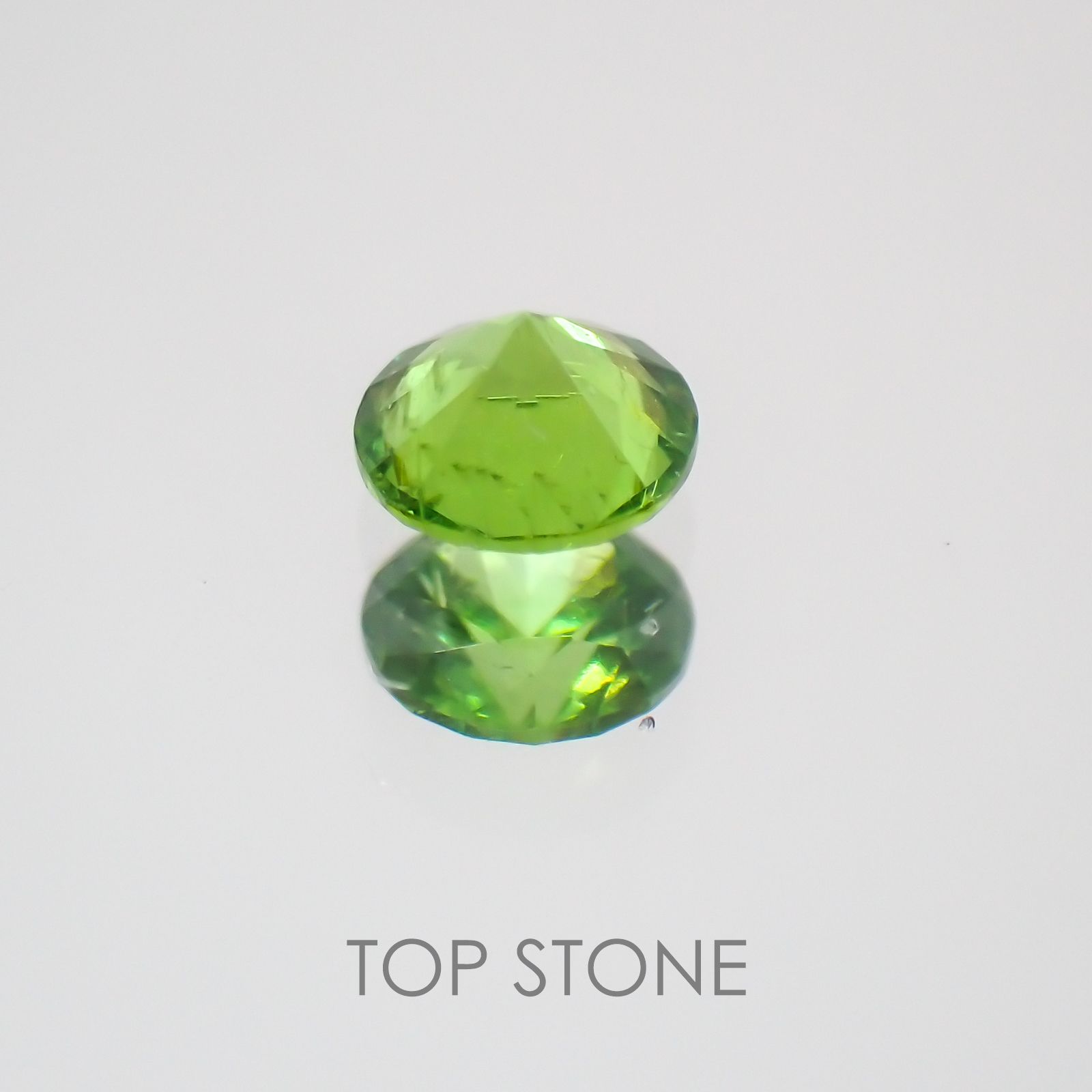 デマントイドガーネット(宝石名デマントイド・ガーネット) ロシア産 0.12ct 識別済[20063040]2.8×2.8mm前後