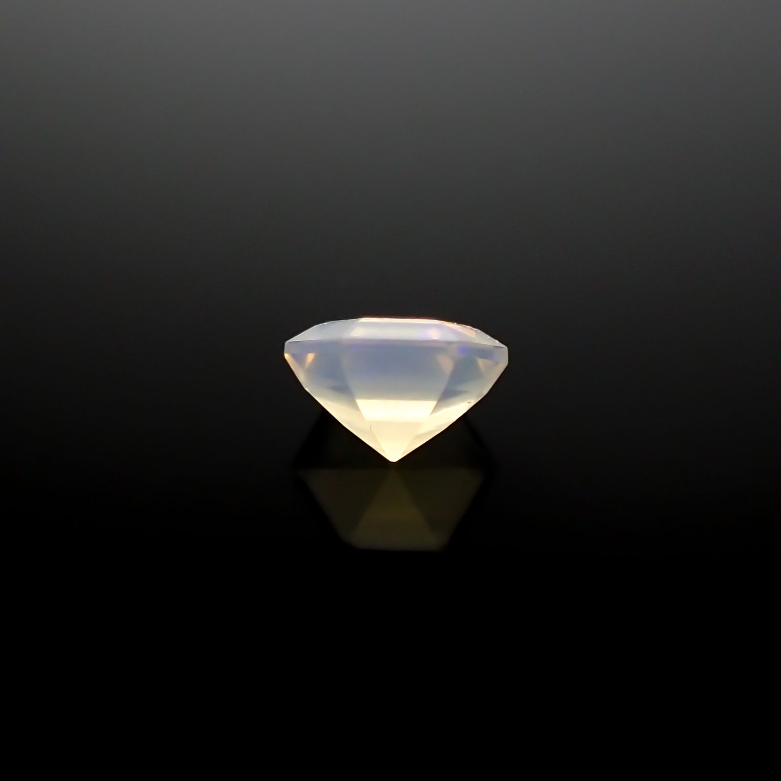 ◇ヘキサゴンカット◇エチオピアオパール エチオピア産 0.18ct[240226212]4.1x3.9mm前後