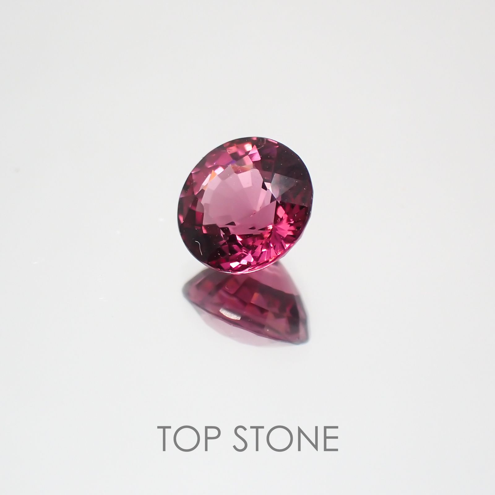 ロードライトガーネット ブラジル産 ルース 1.28ct[21019672]6.3×6.3mm前後