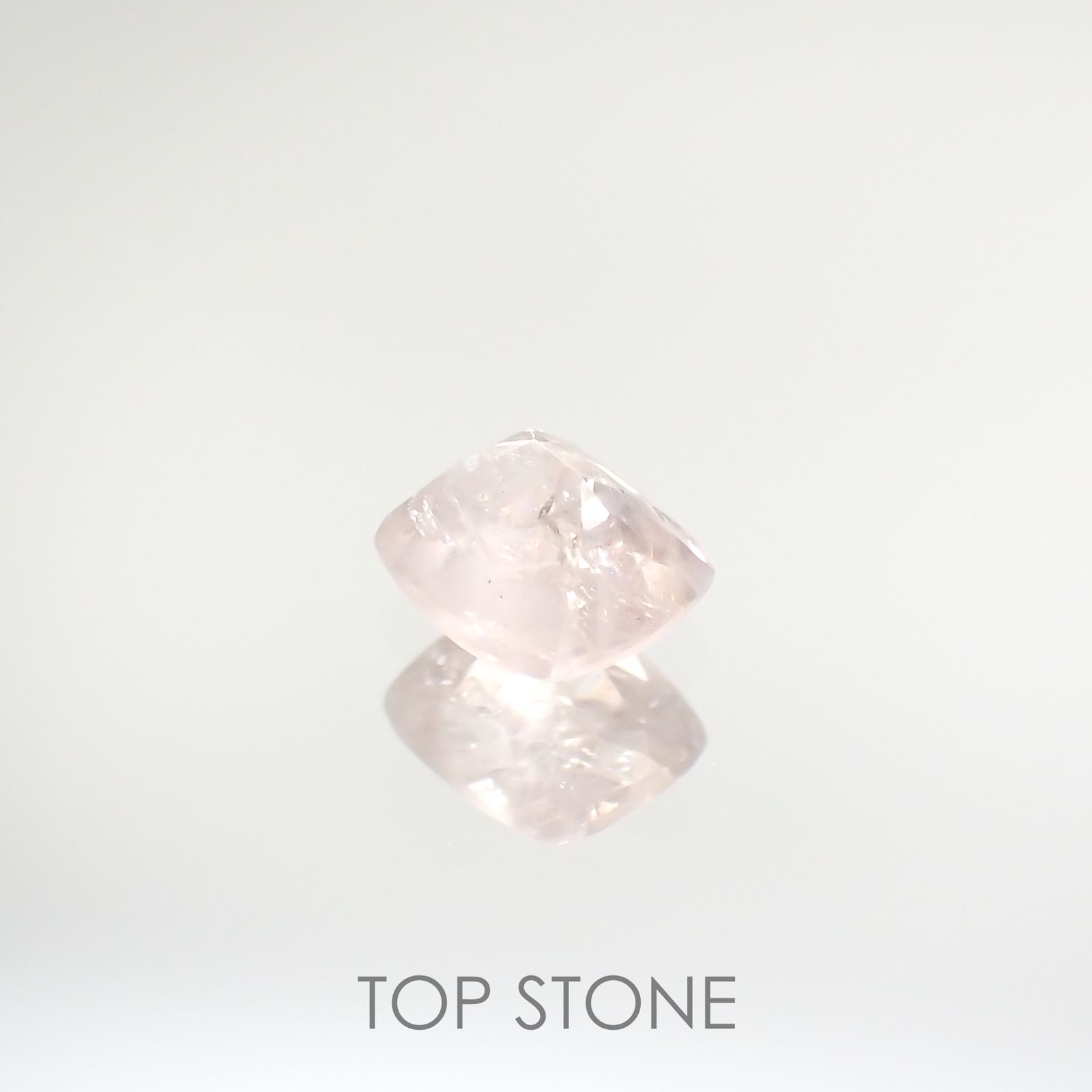 ピンクターフェアイト(ピンク・ターフェアイト) スリランカ産 0.425ct ソ付(彩珠)[210812288]4.6×4mm前後
