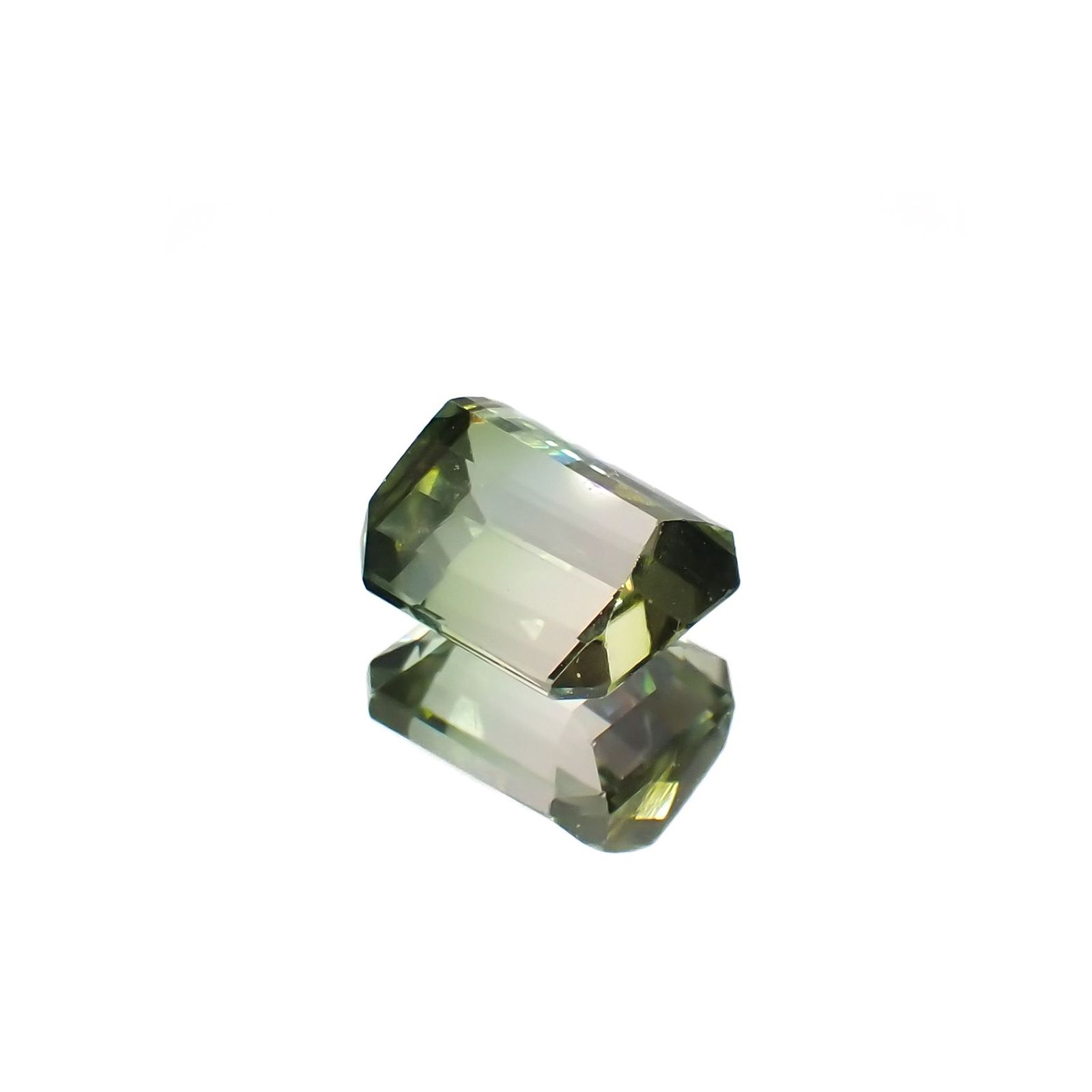 バイカラートルマリン(宝石名トルマリン)ルワンダ産 2.44ct 識別済[221119009]7.9x7mm前後