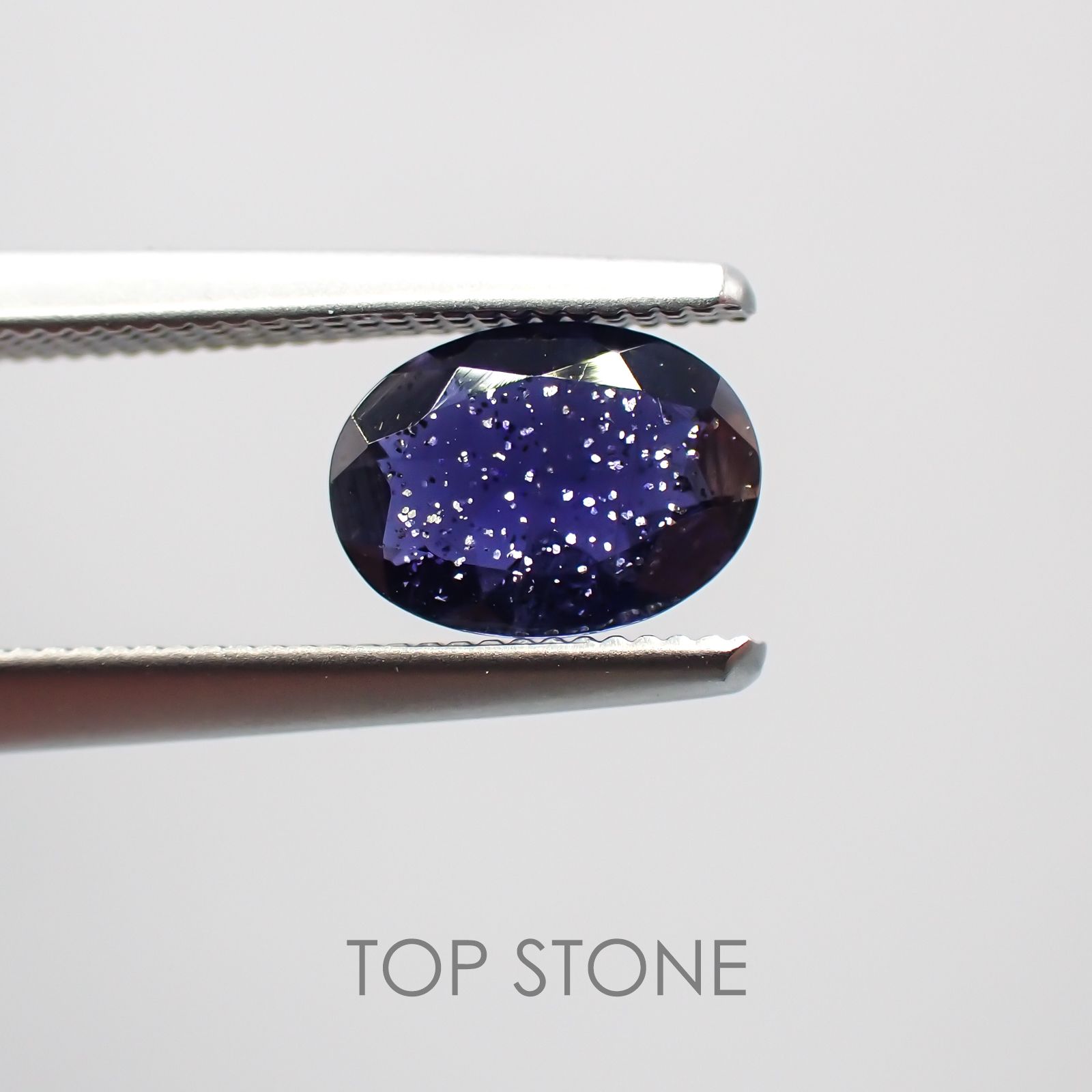 アイオライトサンストーン ブラジル・インド産 ルース 0.58ct[210310441]7×5.1mm前後