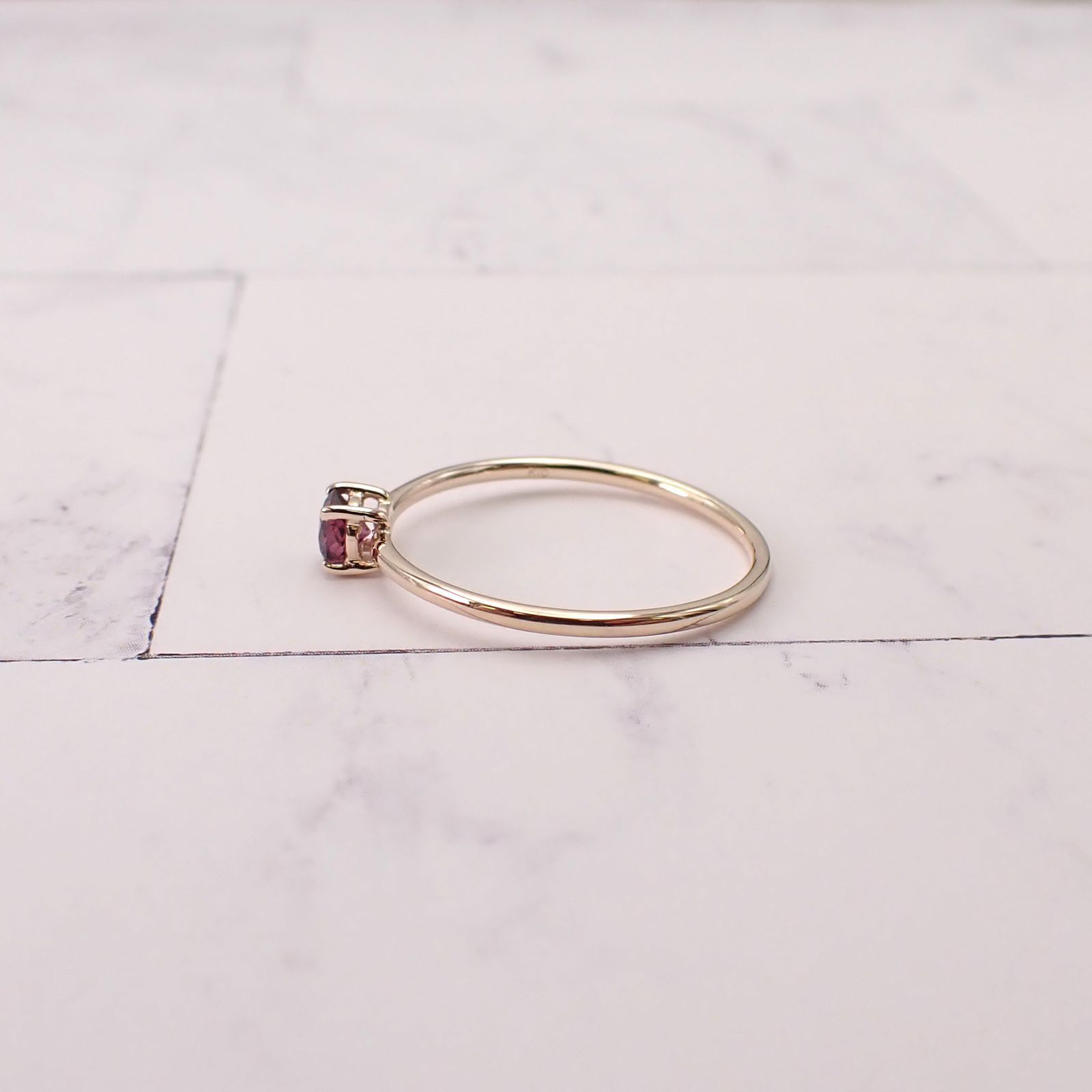 リング空枠：石留め▶パープリッシュピンクスピネル（お客様製作例）