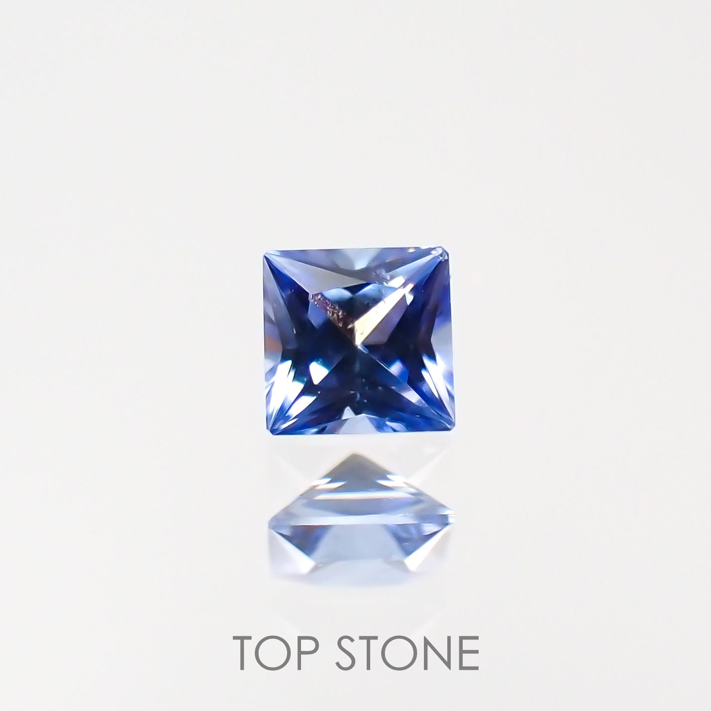 宝石名から探す / ベニトアイト 通販 | TOP STONE(トップストーン)