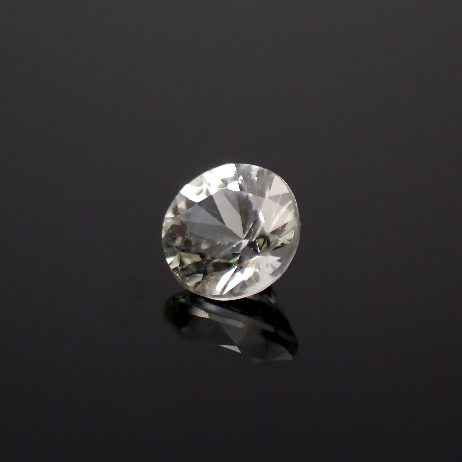 リューコガーネット ビルマ産 0.22ct[230923536]3.5x3.5mm前後