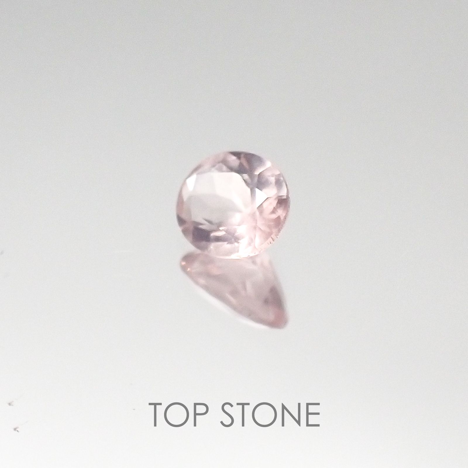 ディープローズクォーツ モザンビーク産 ルース 0.24ct[20095391]4.7×3.8mm前後