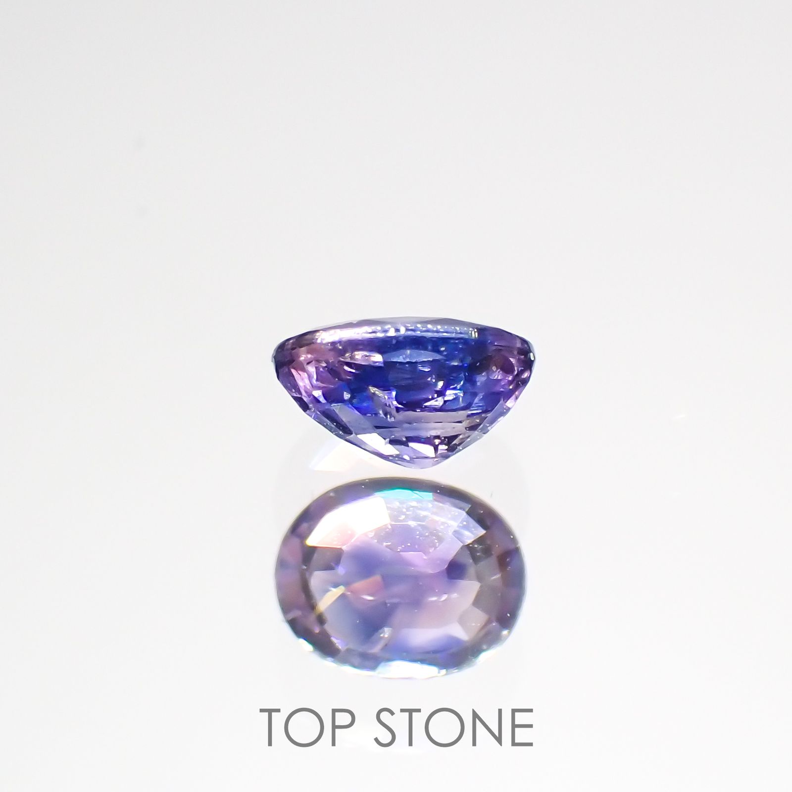 バイカラーサファイア(宝石名サファイア)タンザニア産 0.34ct 識別済[220616195]4.4x3.5mm前後