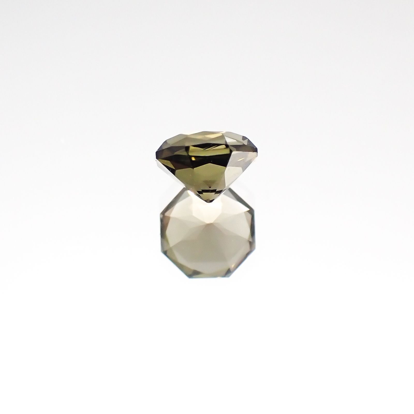 ◇オクタゴンカット◇オリーブグリーントルマリン SA(宝石名トルマリン)ブラジル/アフリカ産 0.56ct 識別済[231124194]5x4.9mm前後