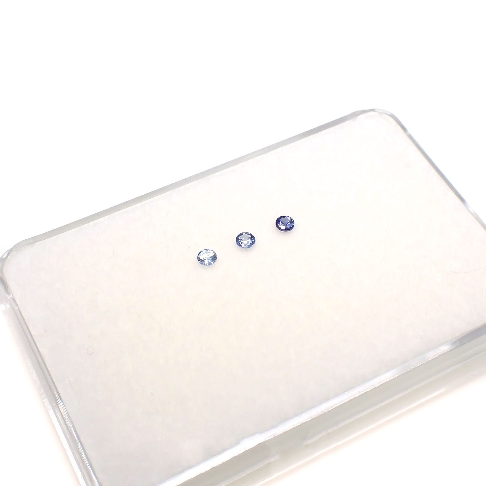 ベニトアイト カラーグラデーション3pcsセット アメリカ・カリフォルニア州産 0.16ct(3pcs合計)[230220507]2.2x2.2mm前後